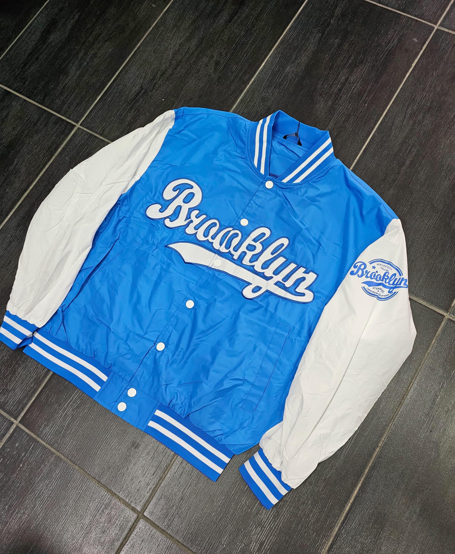 COLLEGE MOD BROOKLYN