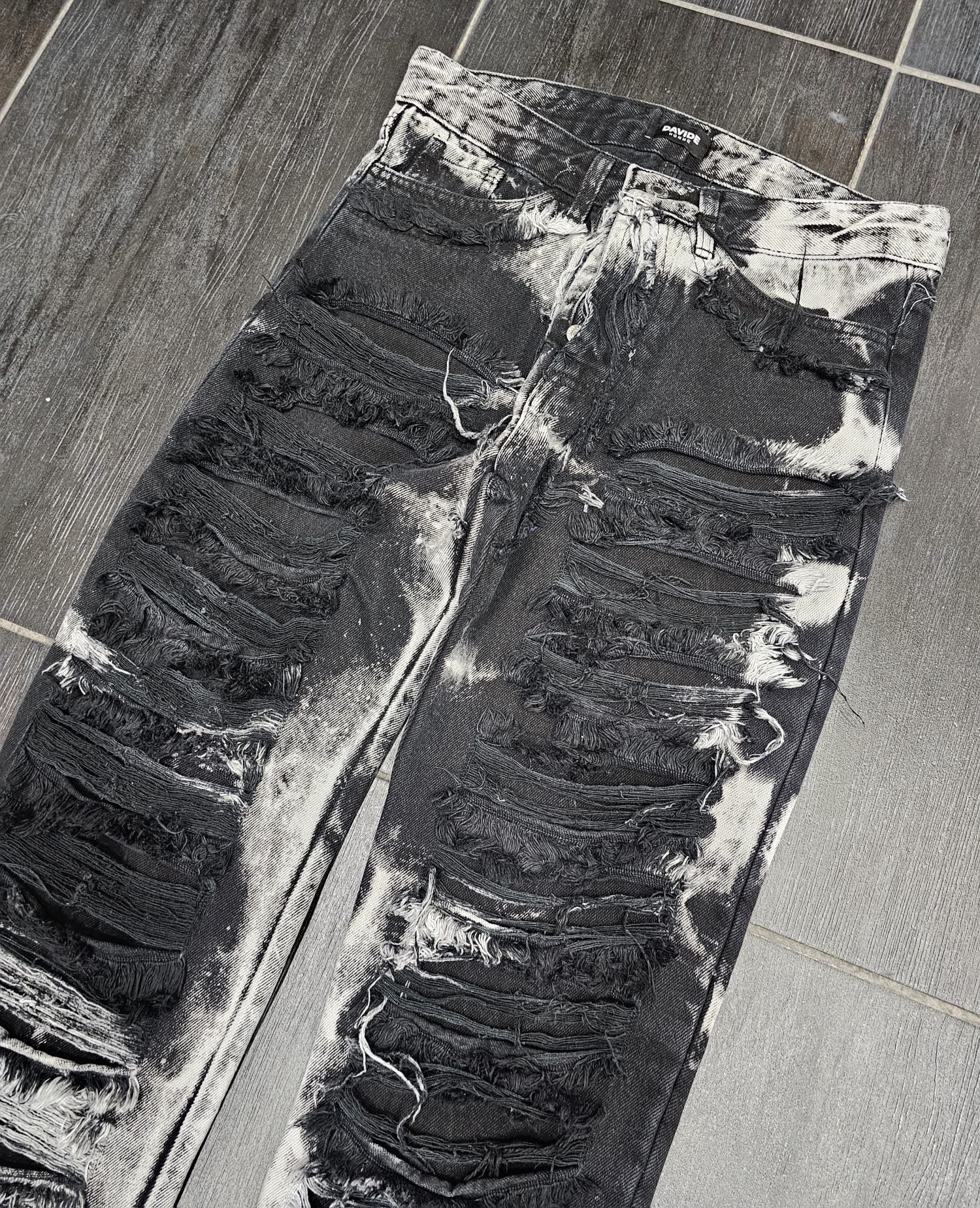 JEANS RIPPED MOD 817