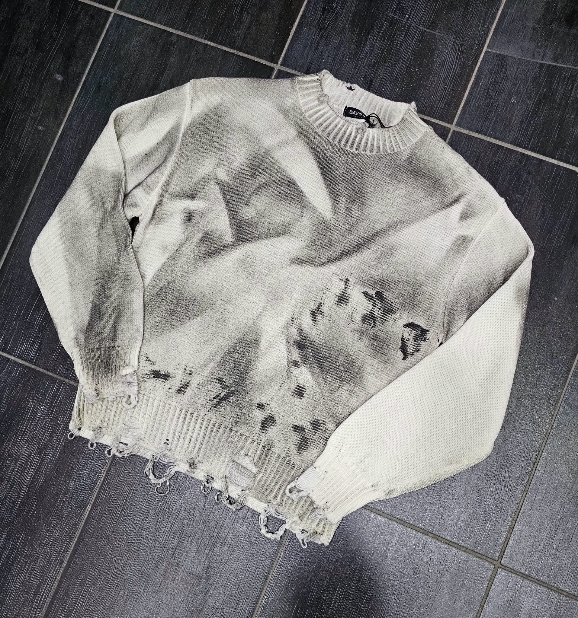 MAGLIONE SPAVENTOSO D01