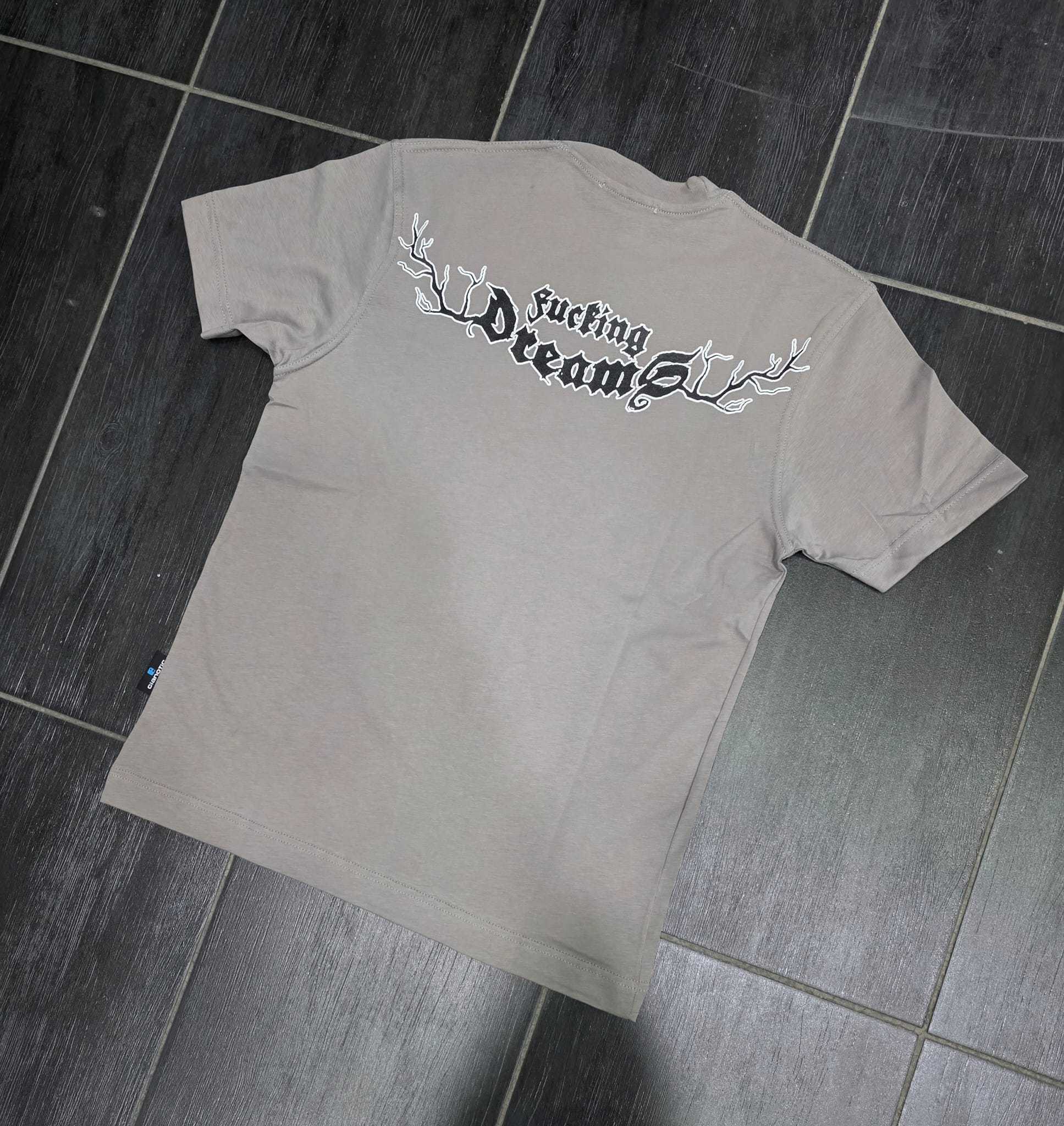 T-Shirt mod DREAMS
