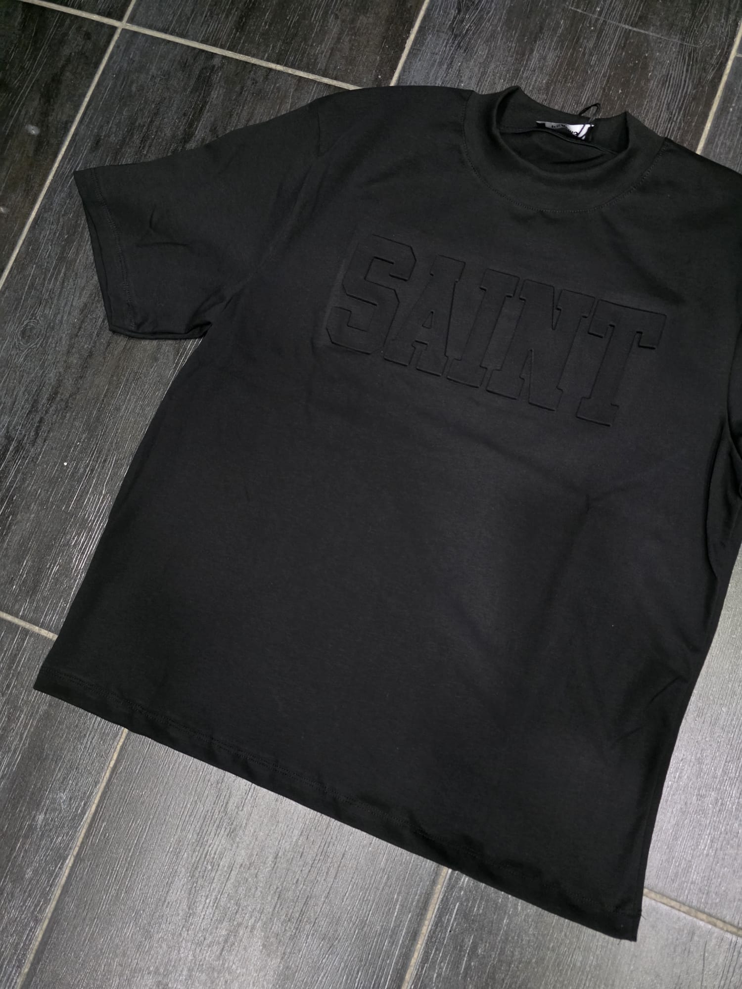T-Shirt mod saint gommata u