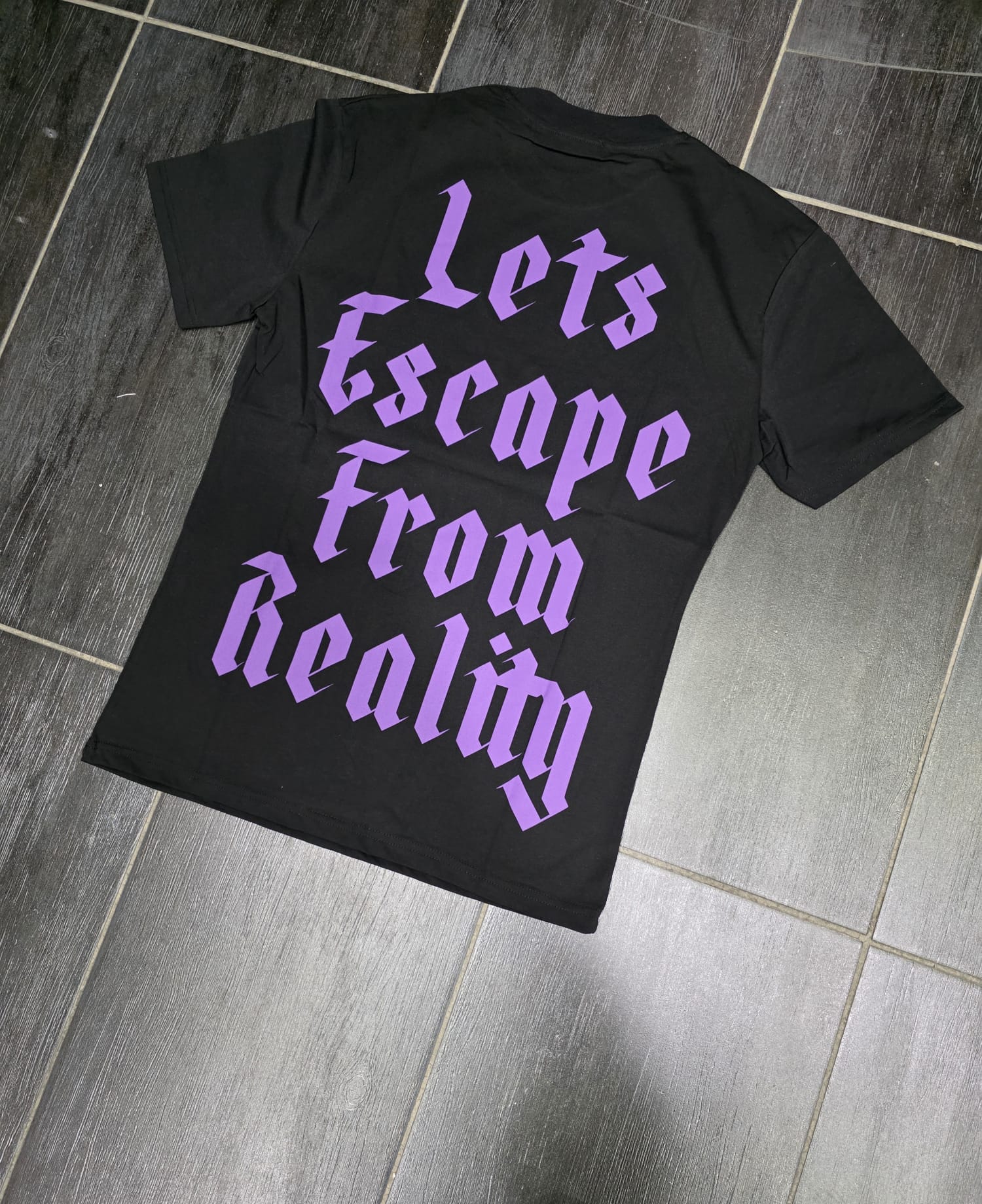 T-Shirt mod ESCAPE