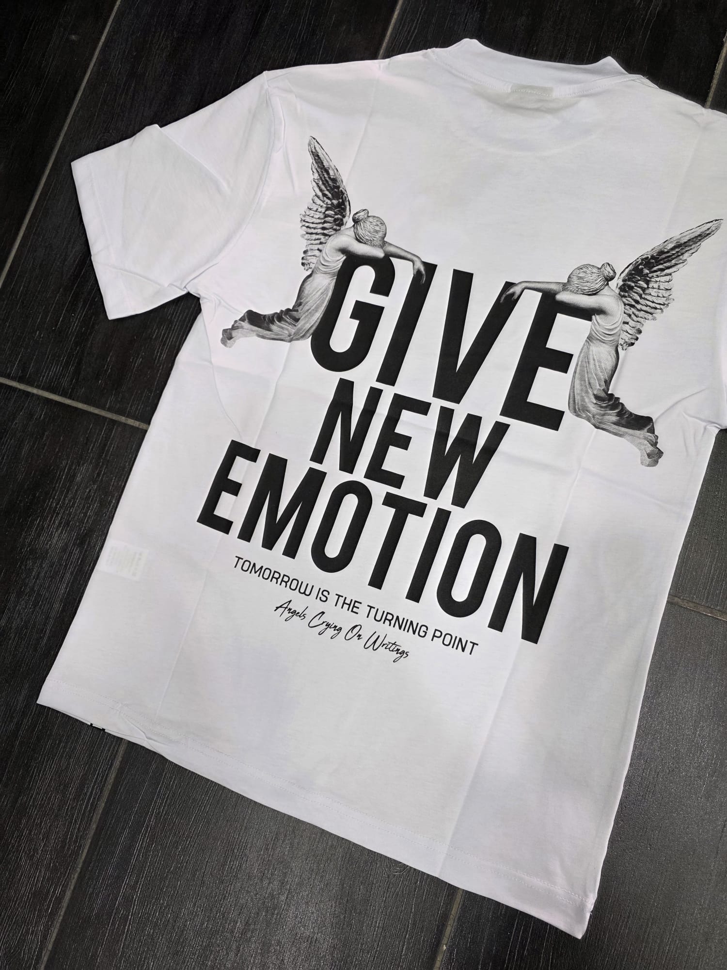 T-Shirt mod GIVE