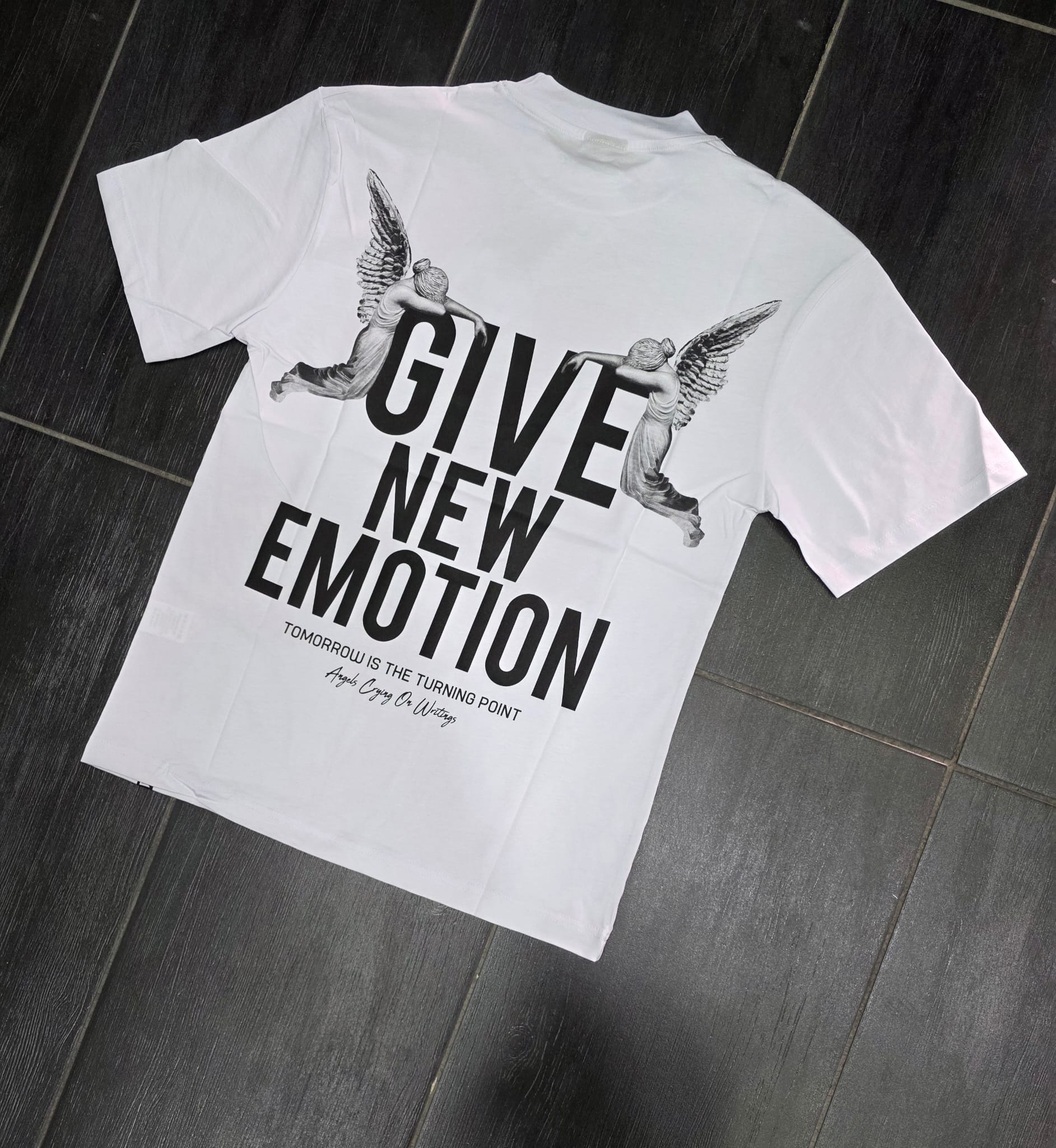 T-Shirt mod GIVE