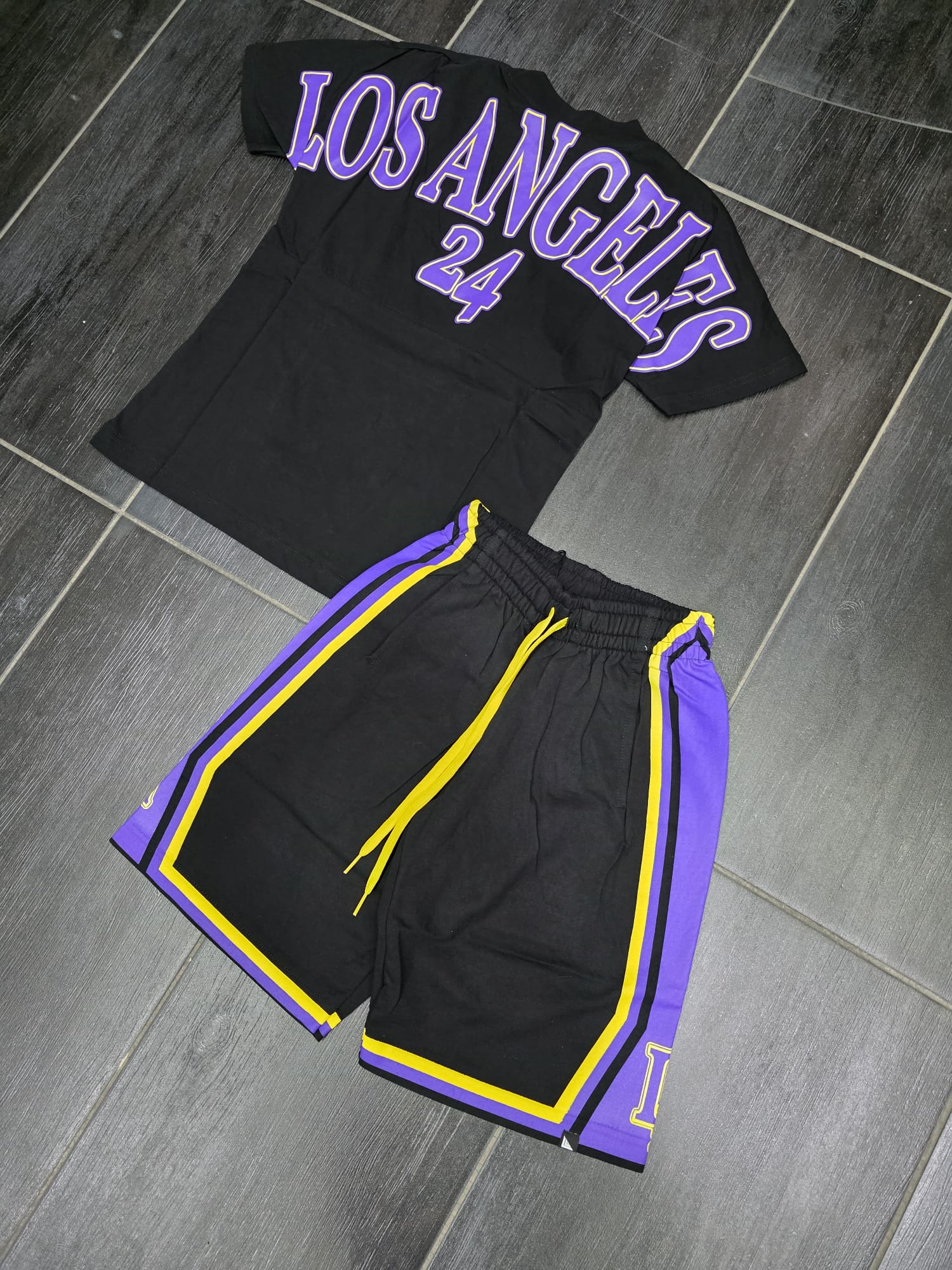 COMPLETO LAKERS