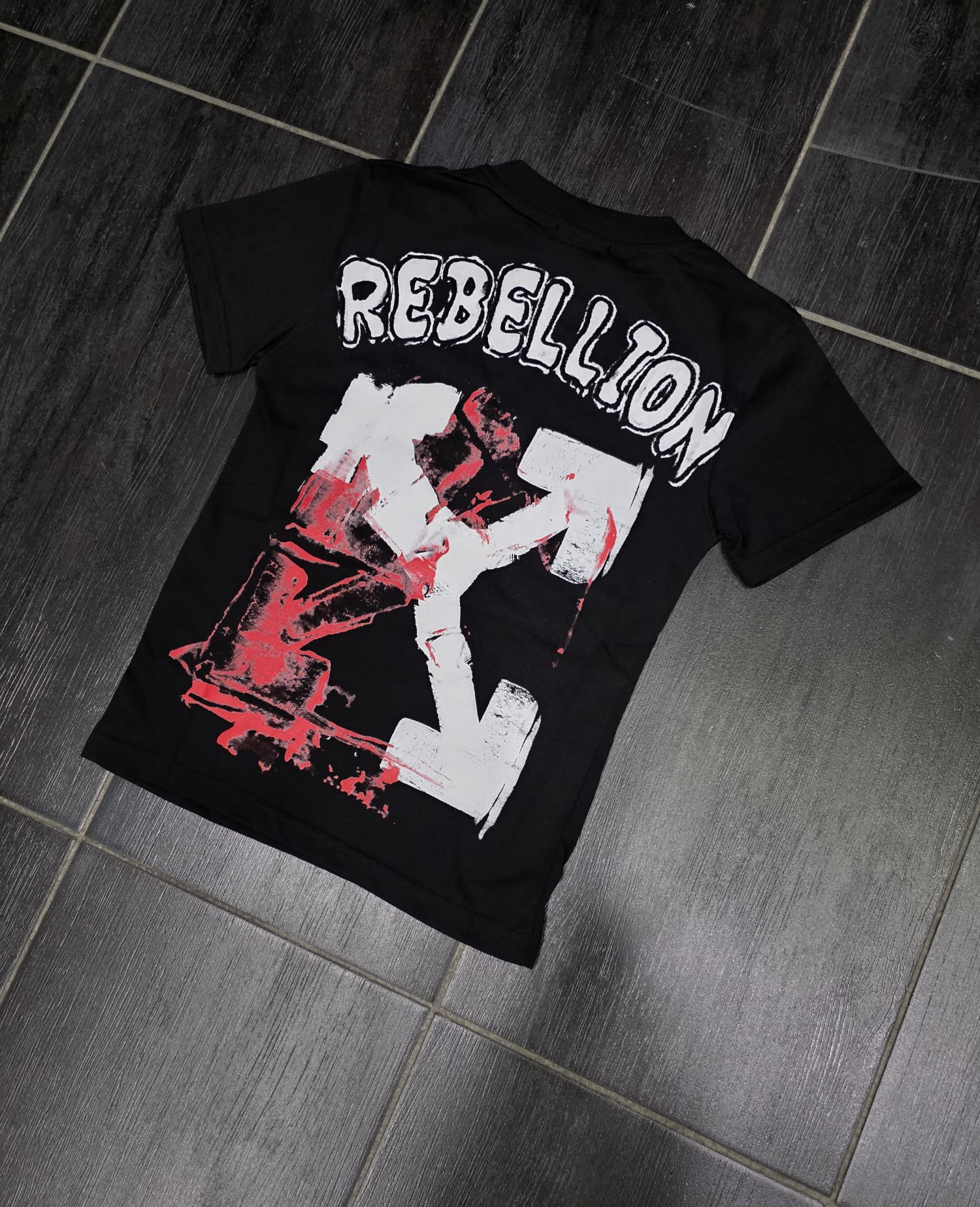 T-Shirt mod RIBELLION