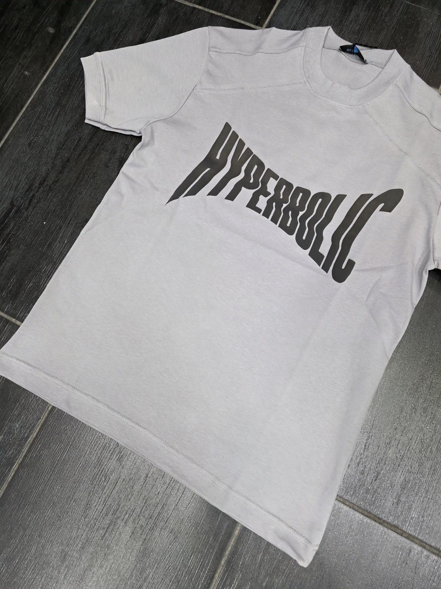 T-Shirt mod HYPERBOLIC