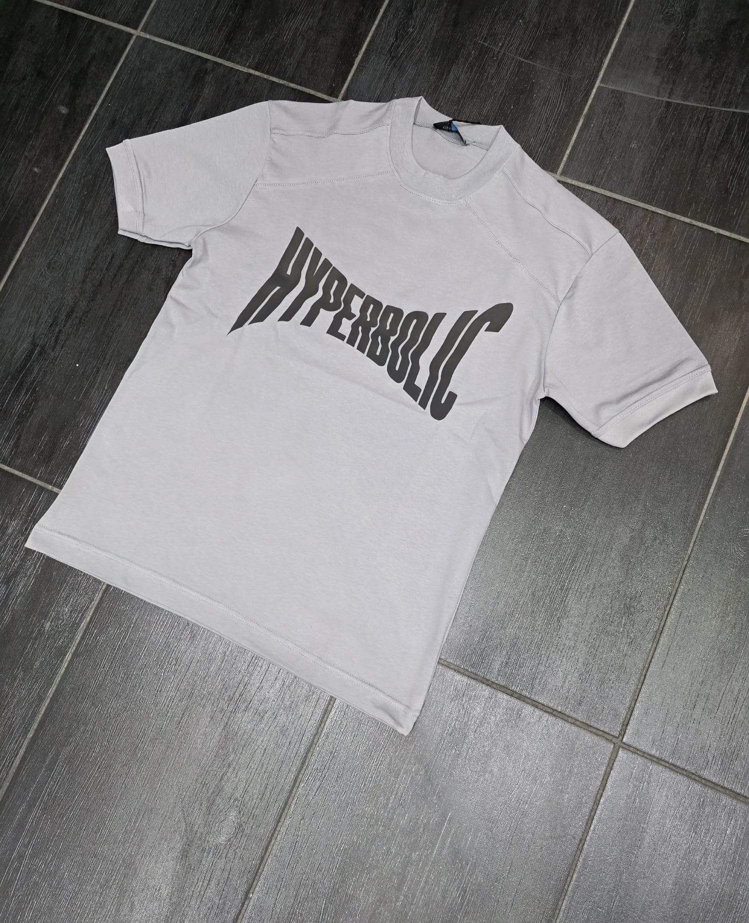 T-Shirt mod HYPERBOLIC