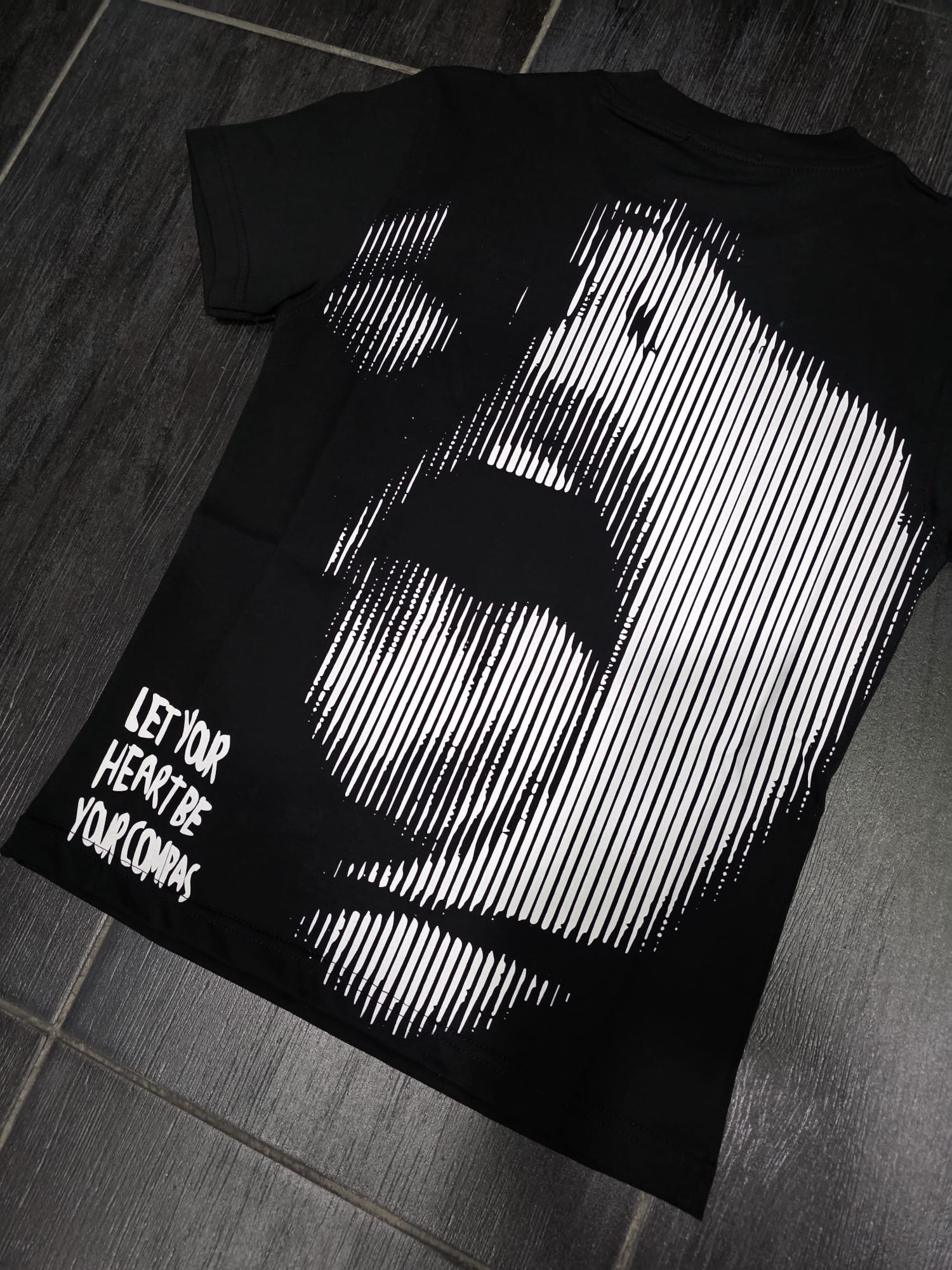 T-Shirt mod face 06/220 nera