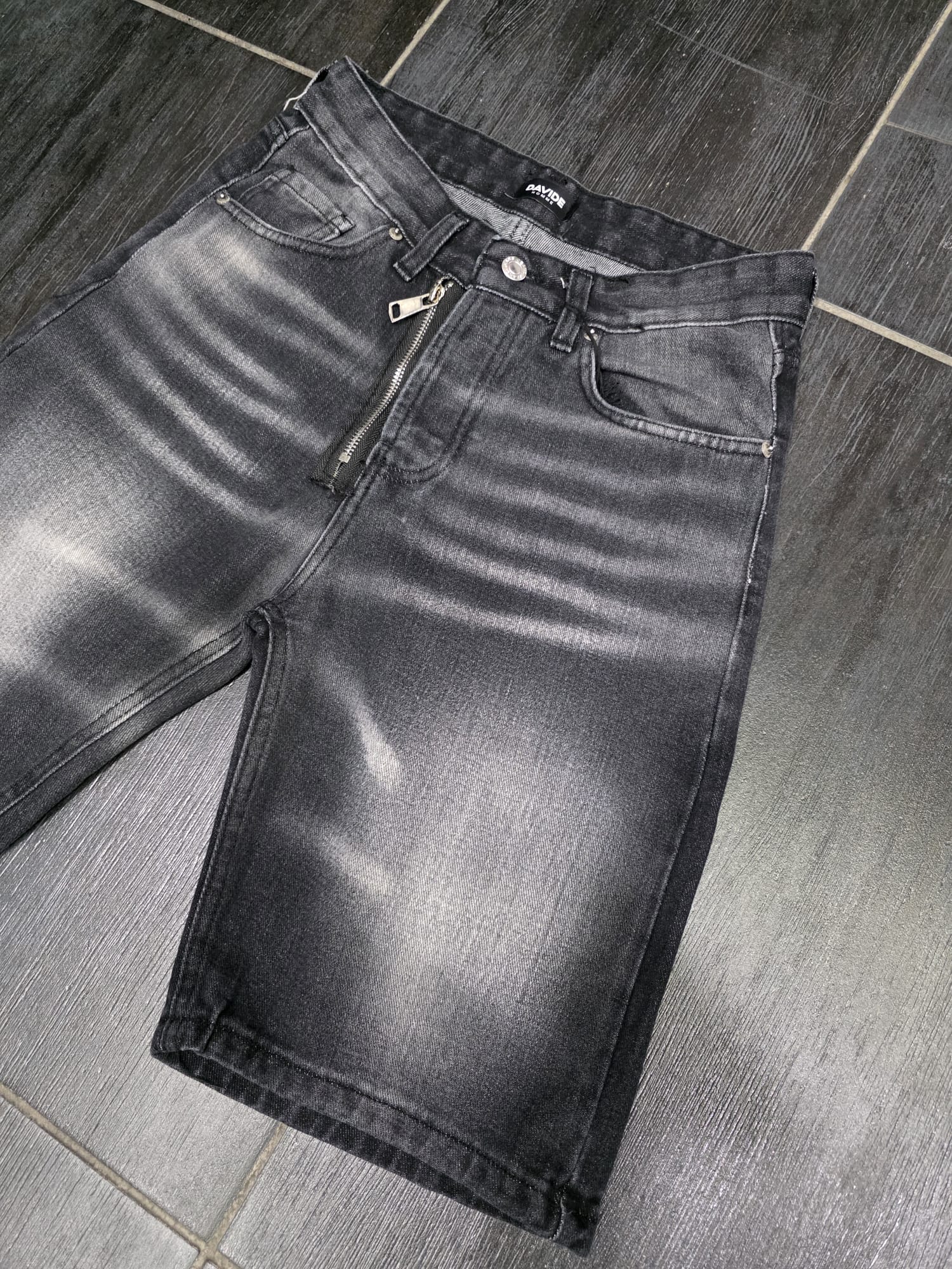 Bermuda mod 976