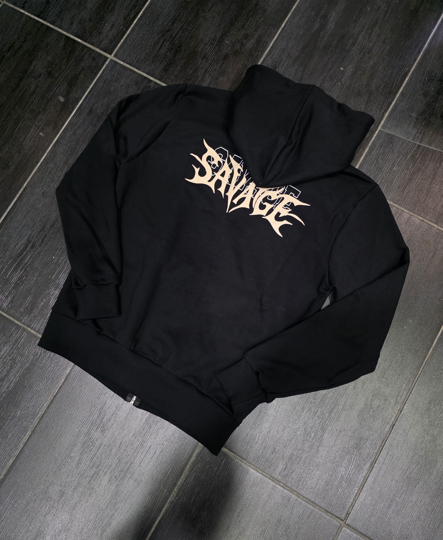 FELPA MOD ZIP SAVAGE 101