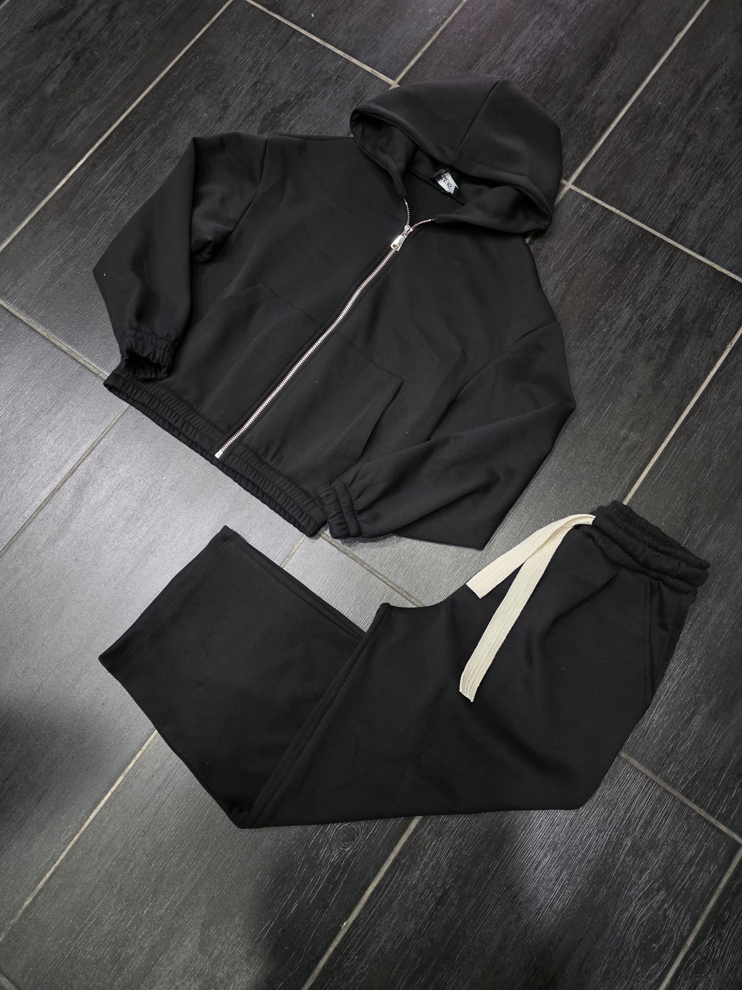 TUTA BASIC J
