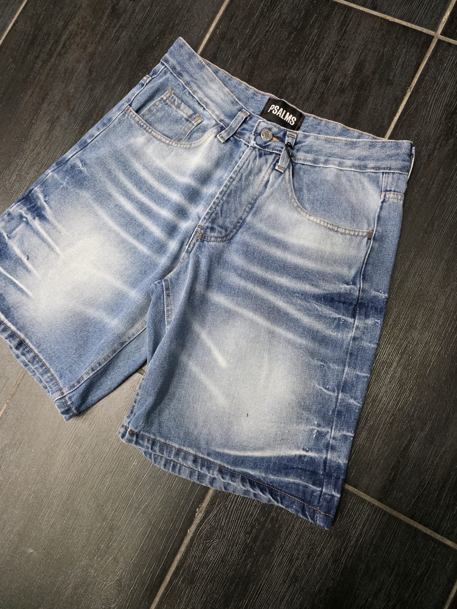 BERMUDA MOD 1058