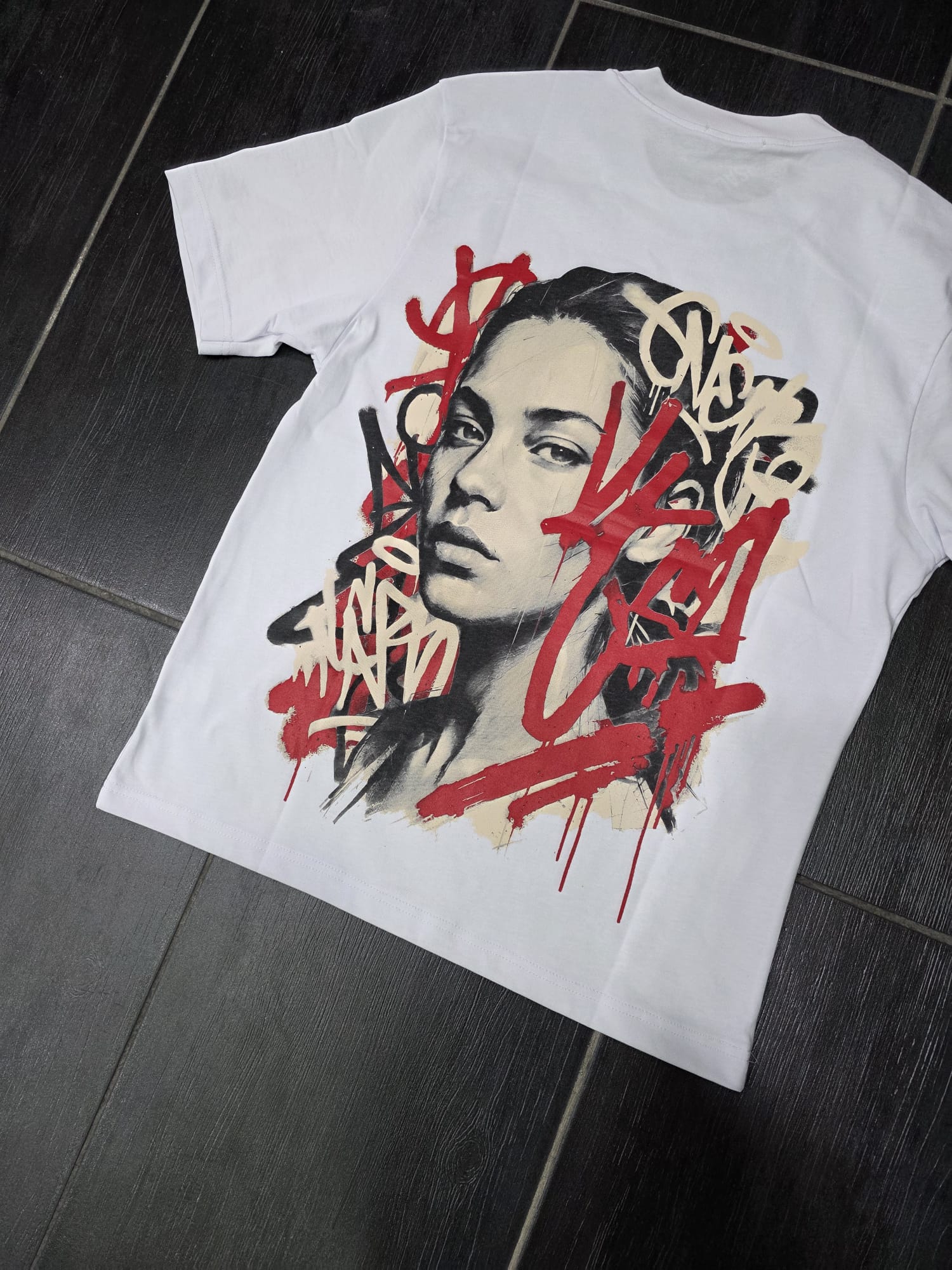 T-SHIRT MOD LA LADRA 222
