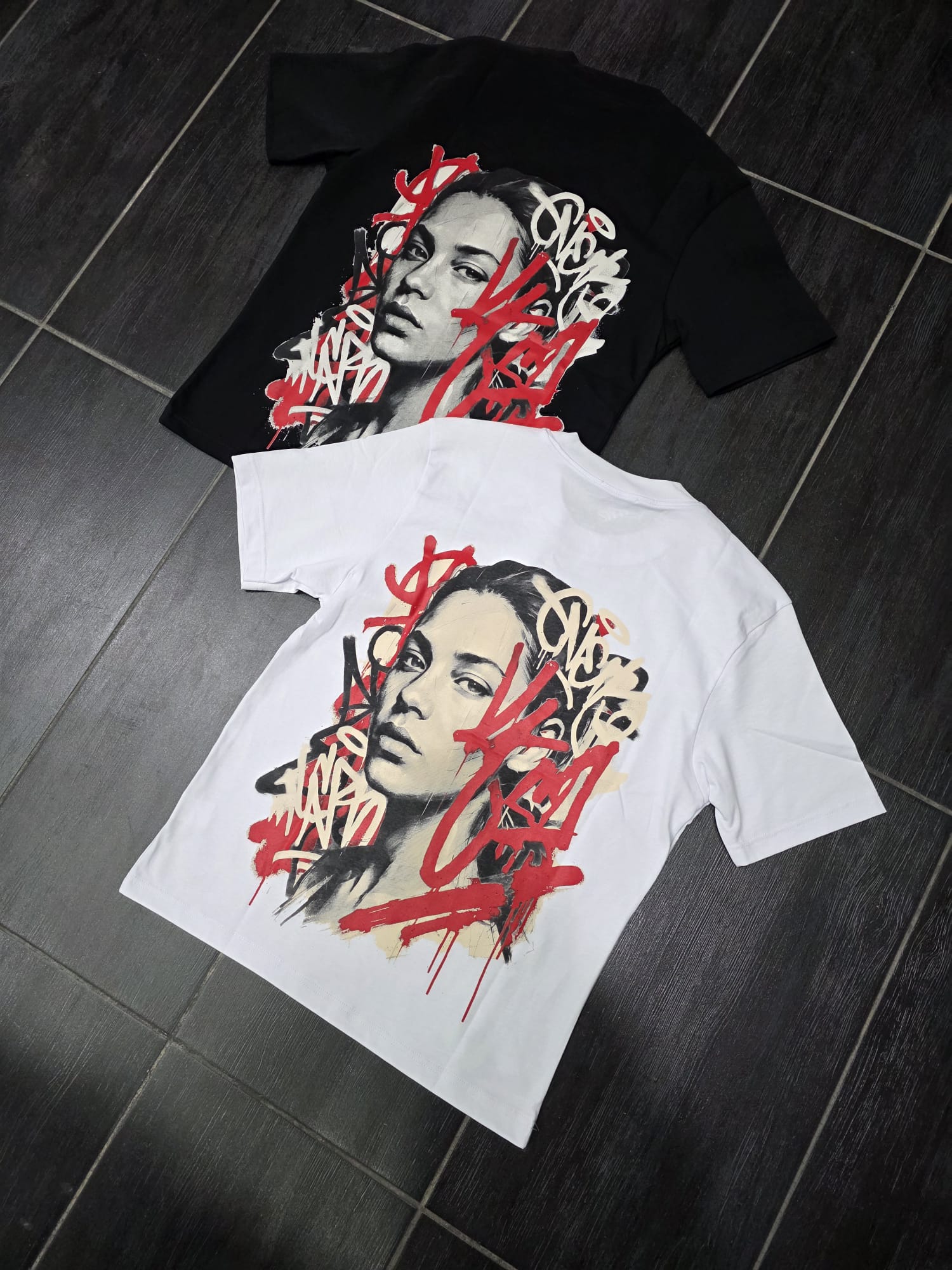 T-SHIRT MOD LA LADRA 222