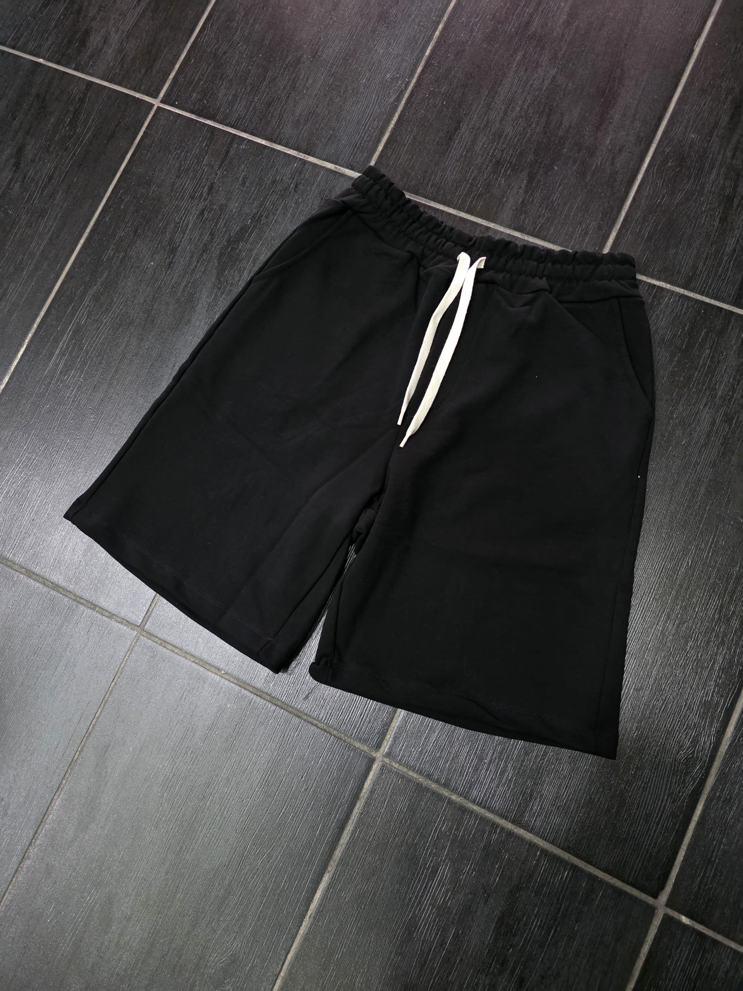 BERMUDA lacci beige