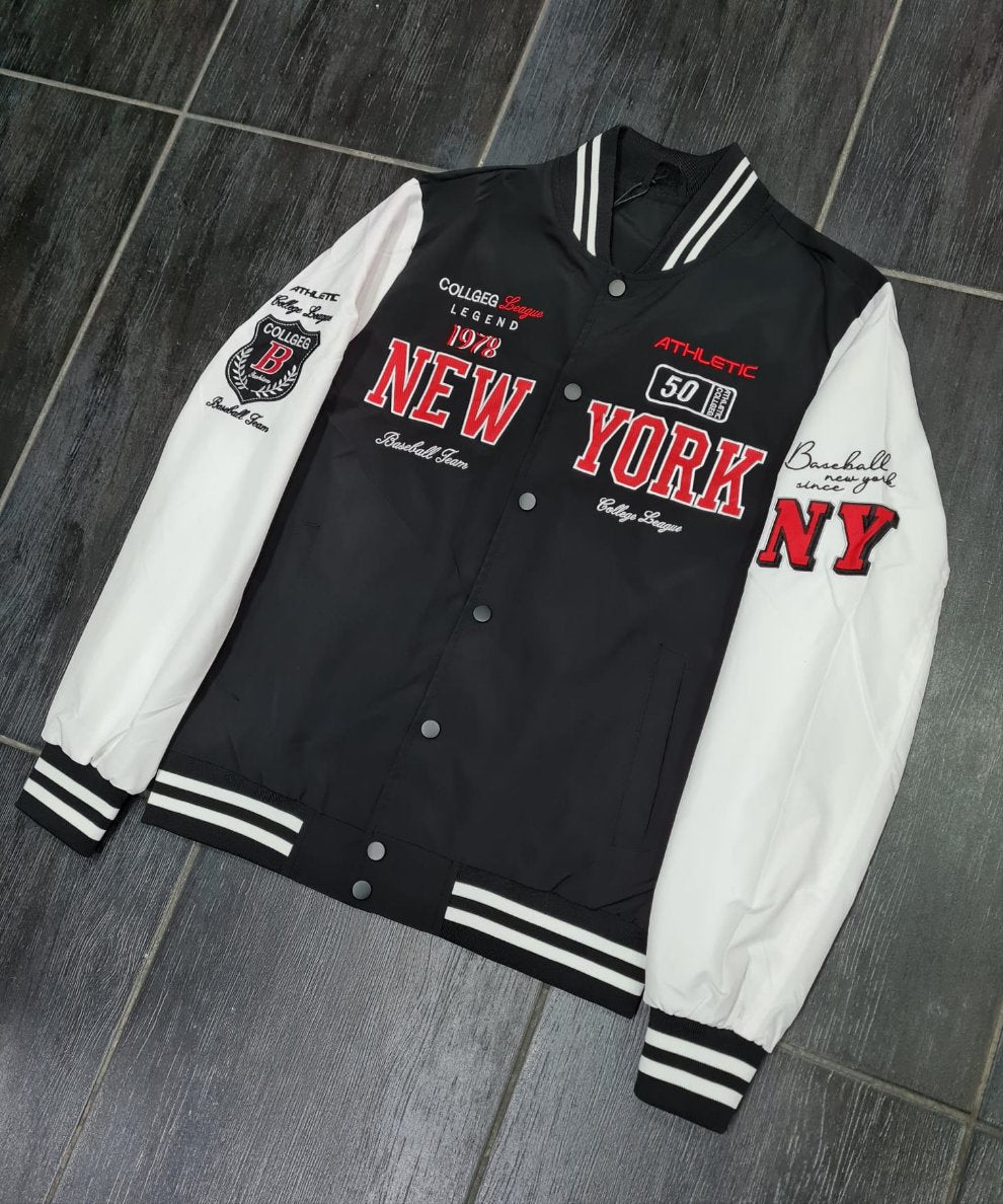 College NY Nero