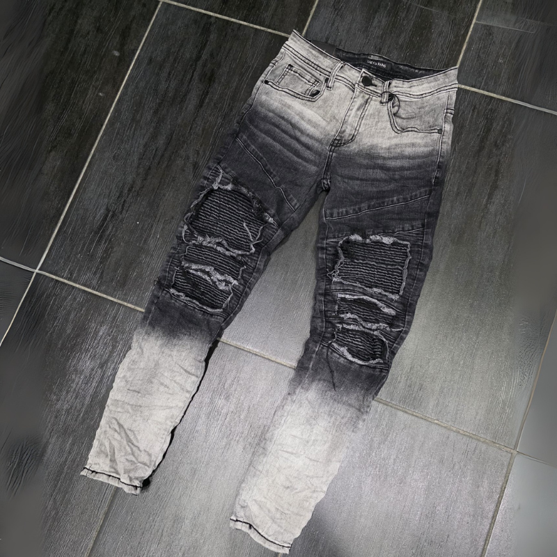 Biker (10-16A)