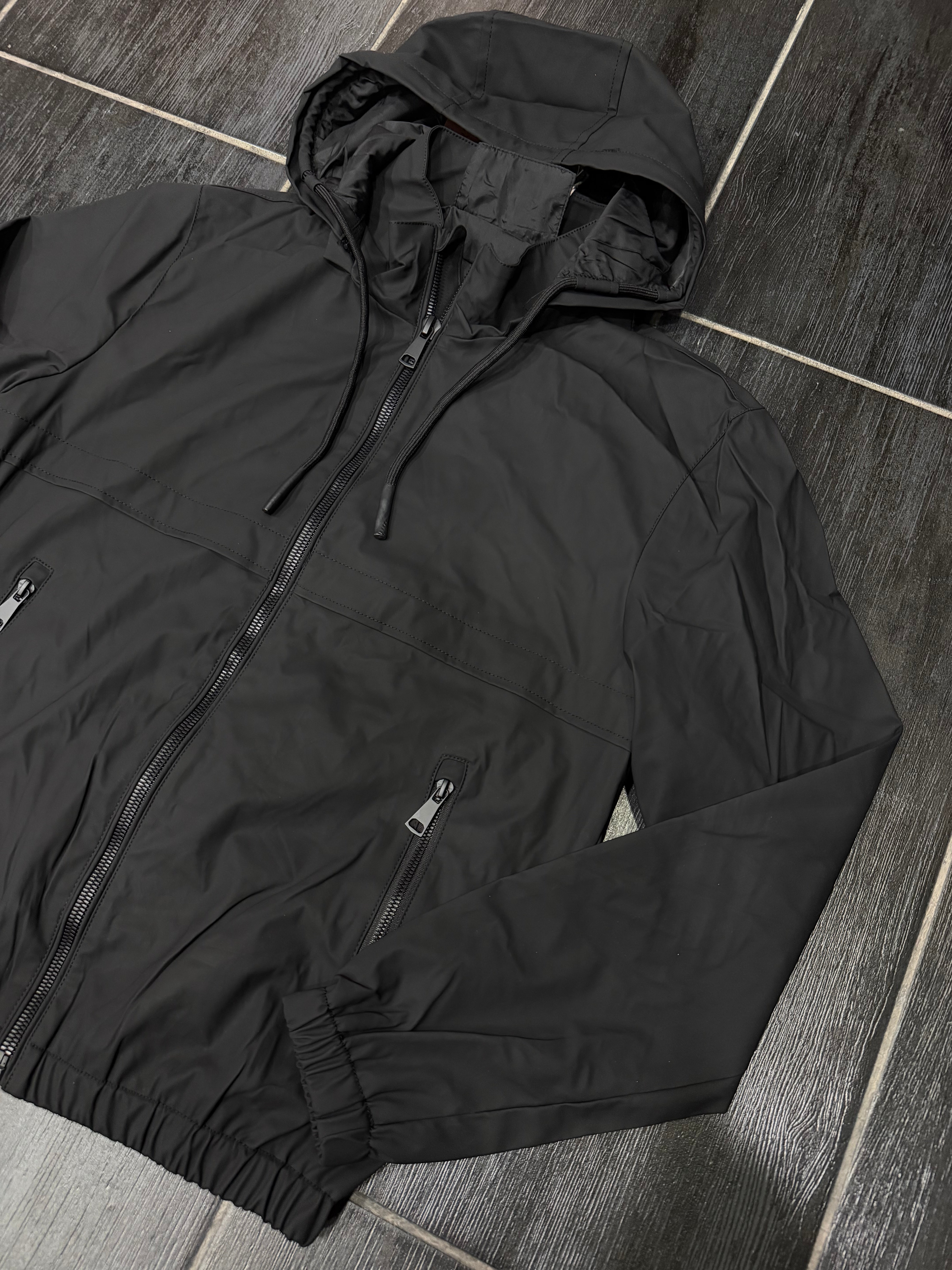 GIUBBINO MOD 9825 GOMMATO