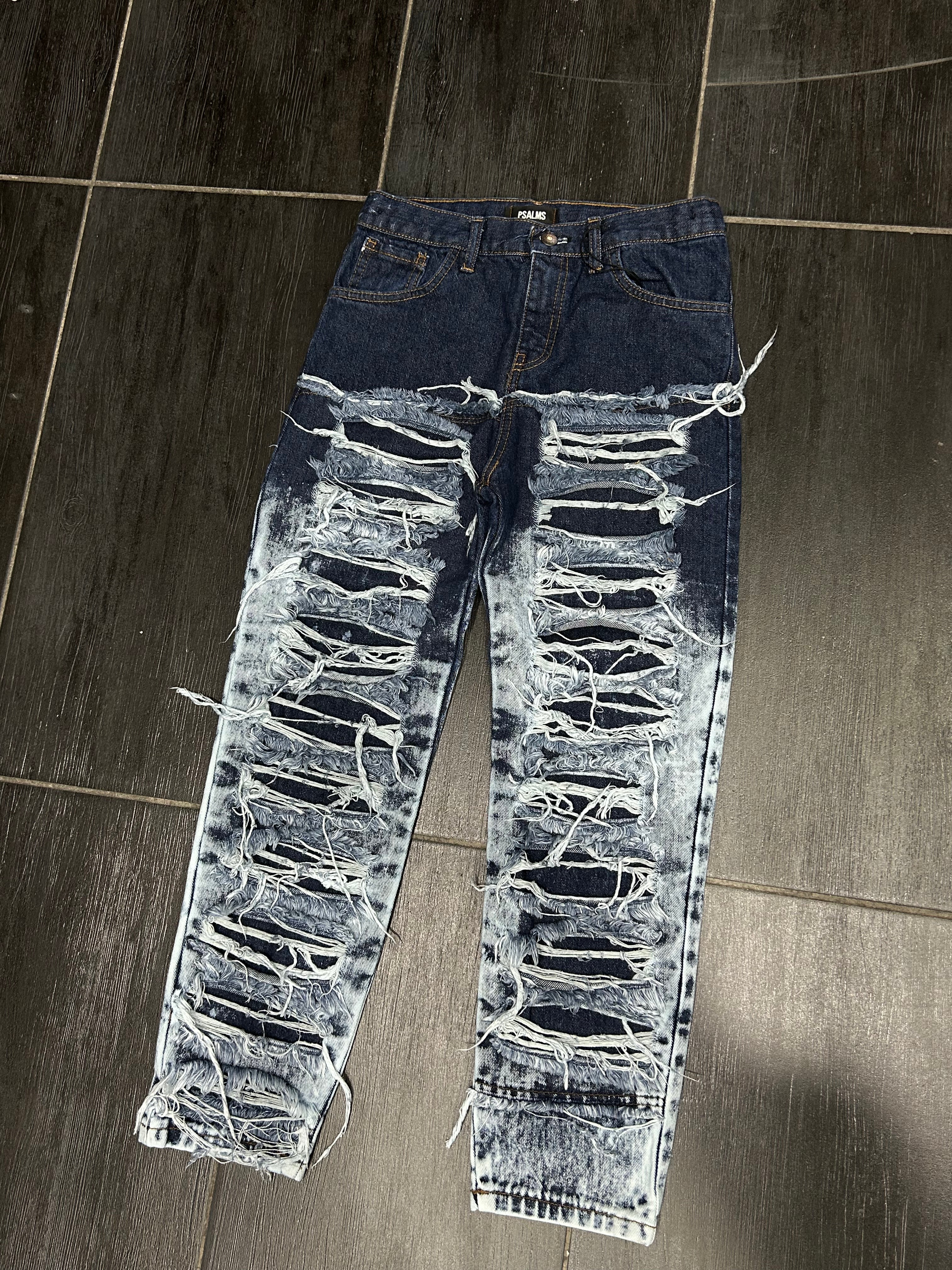 JEANS RIPPED MOD 233