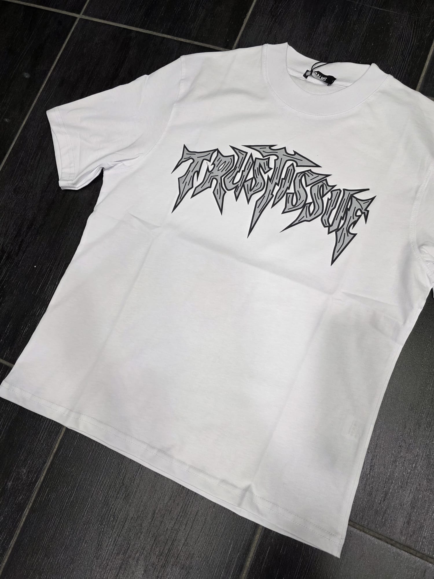 T-Shirt mod TRUST