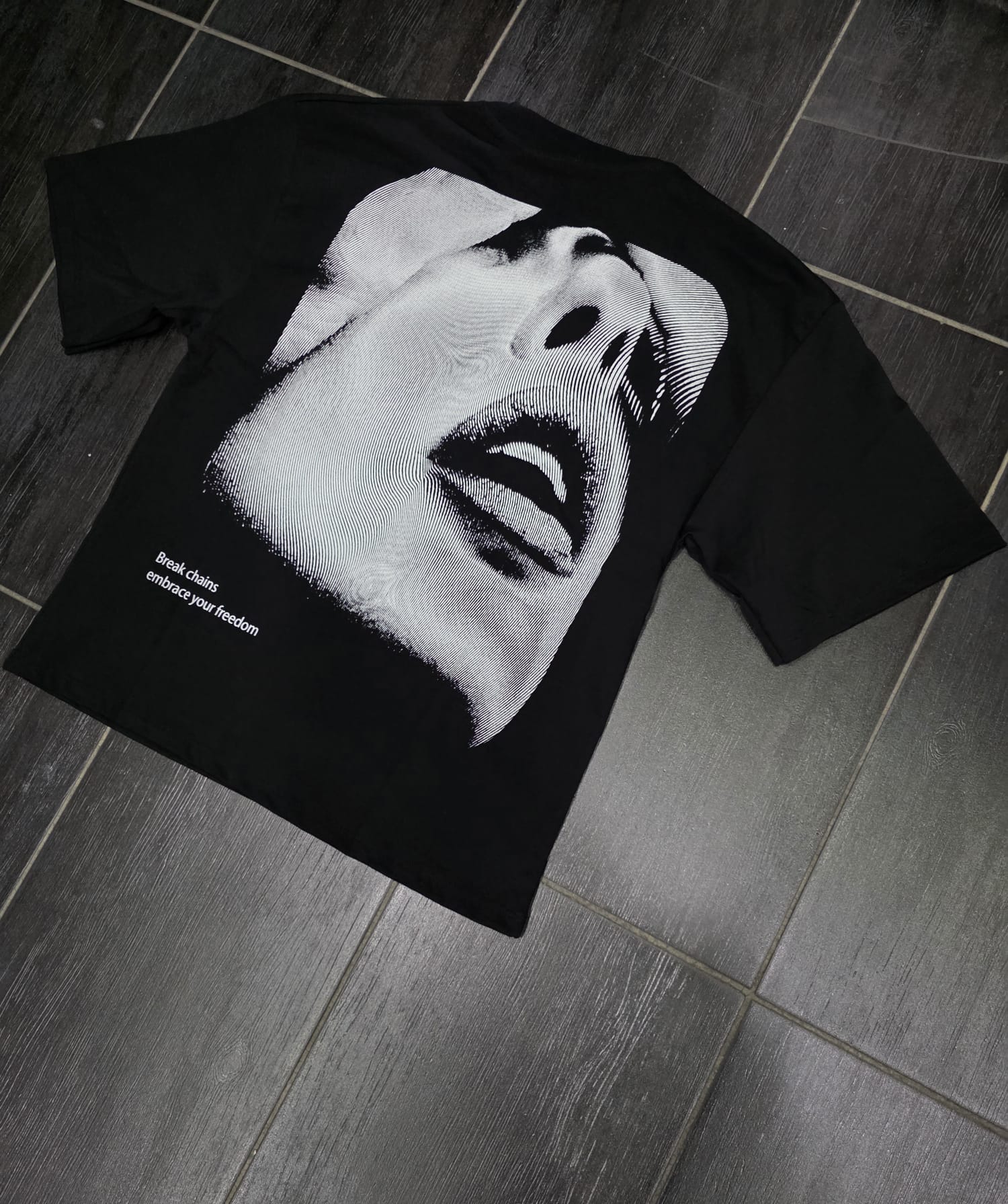T-Shirt  mod FACE 2