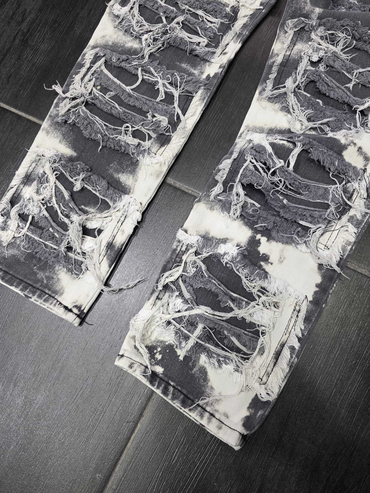 JEANS RIPPED MOD 835