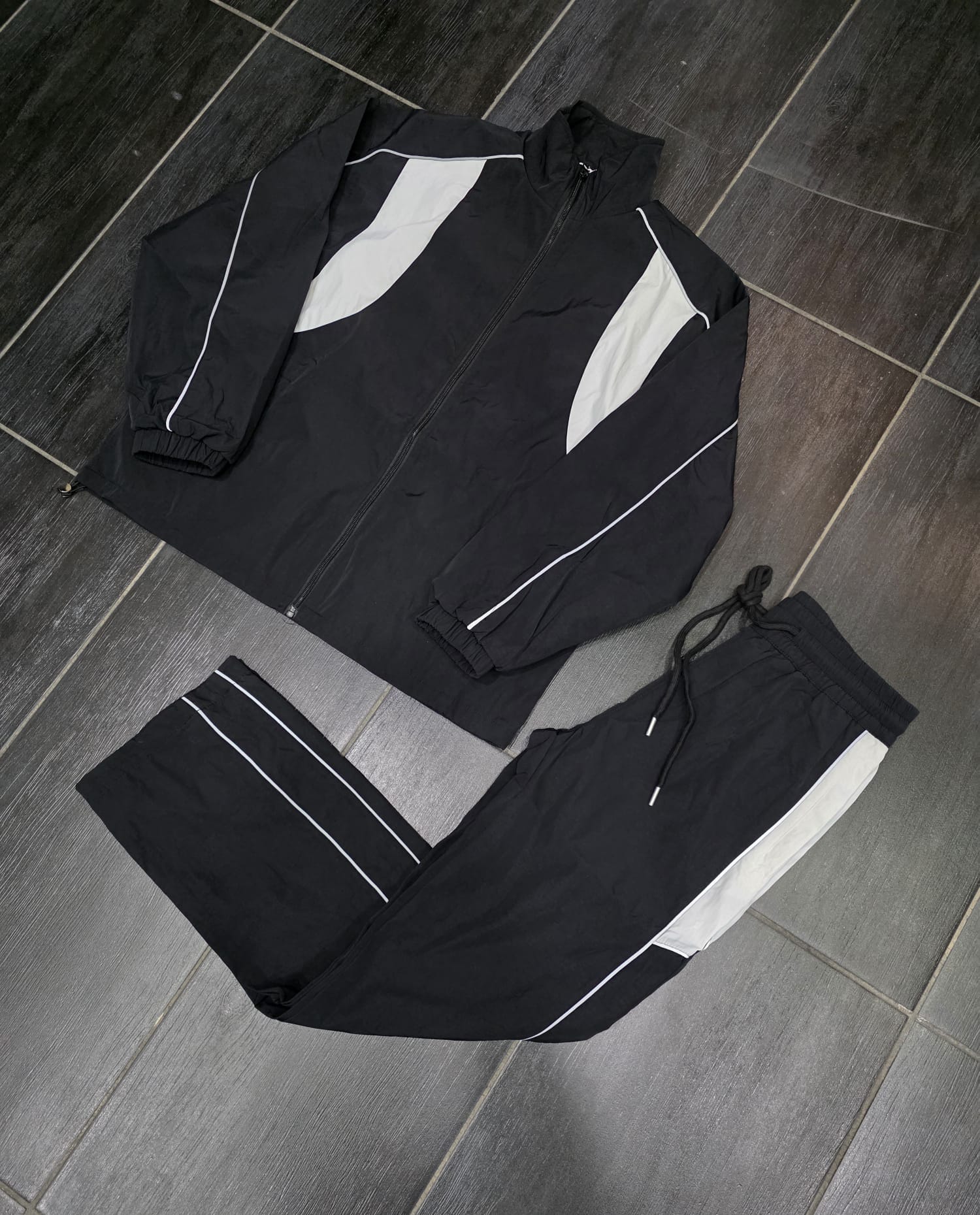 TUTE MOD 0195