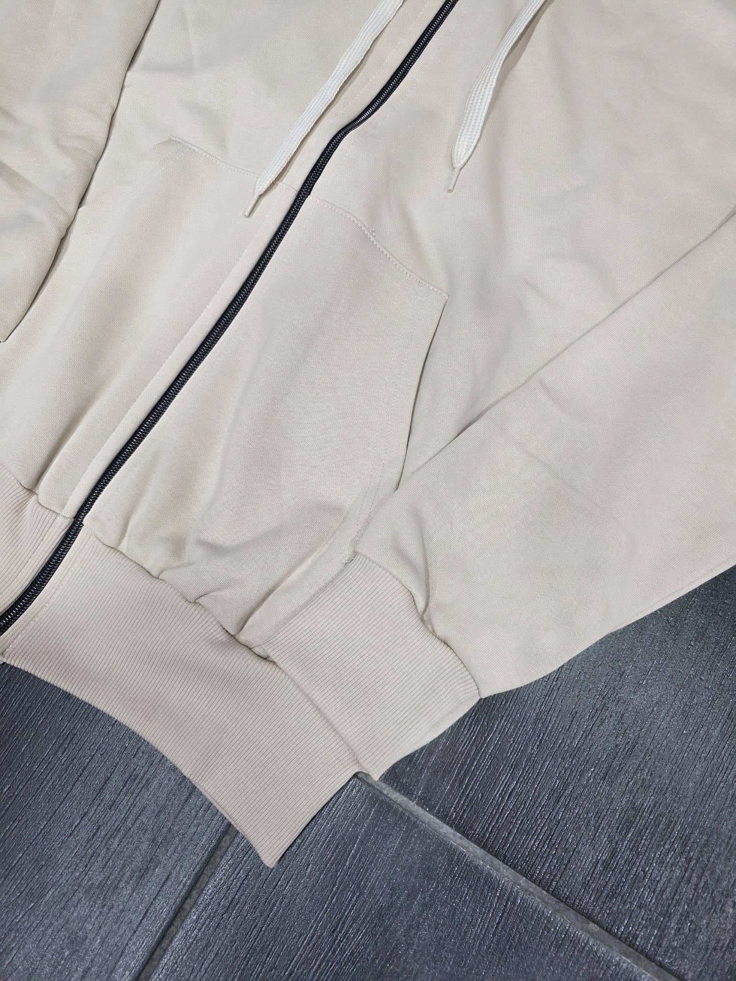FELPA RJ MOD ZIP