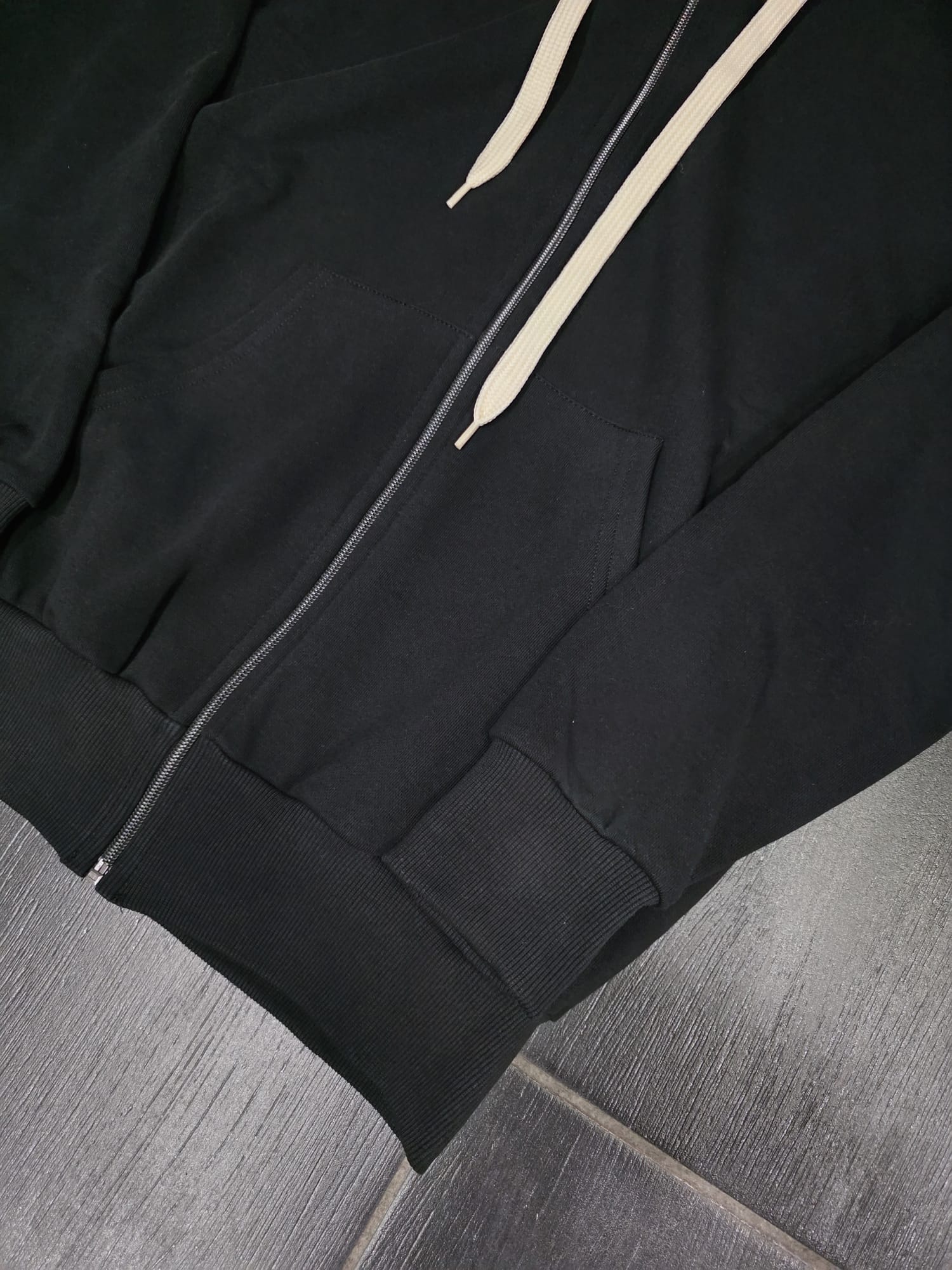 FELPA RJ MOD ZIP