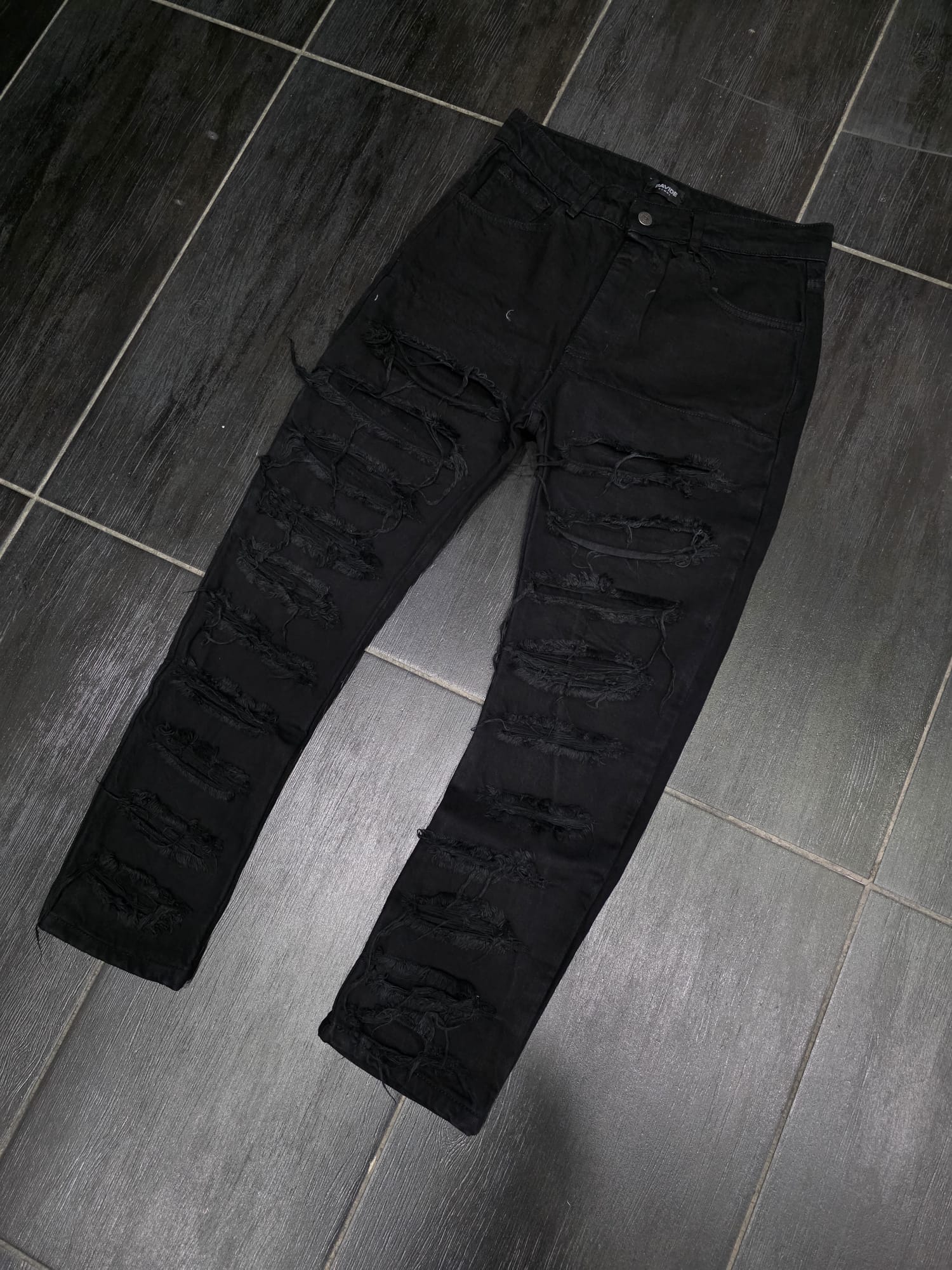 JEANS RIPPED NERO