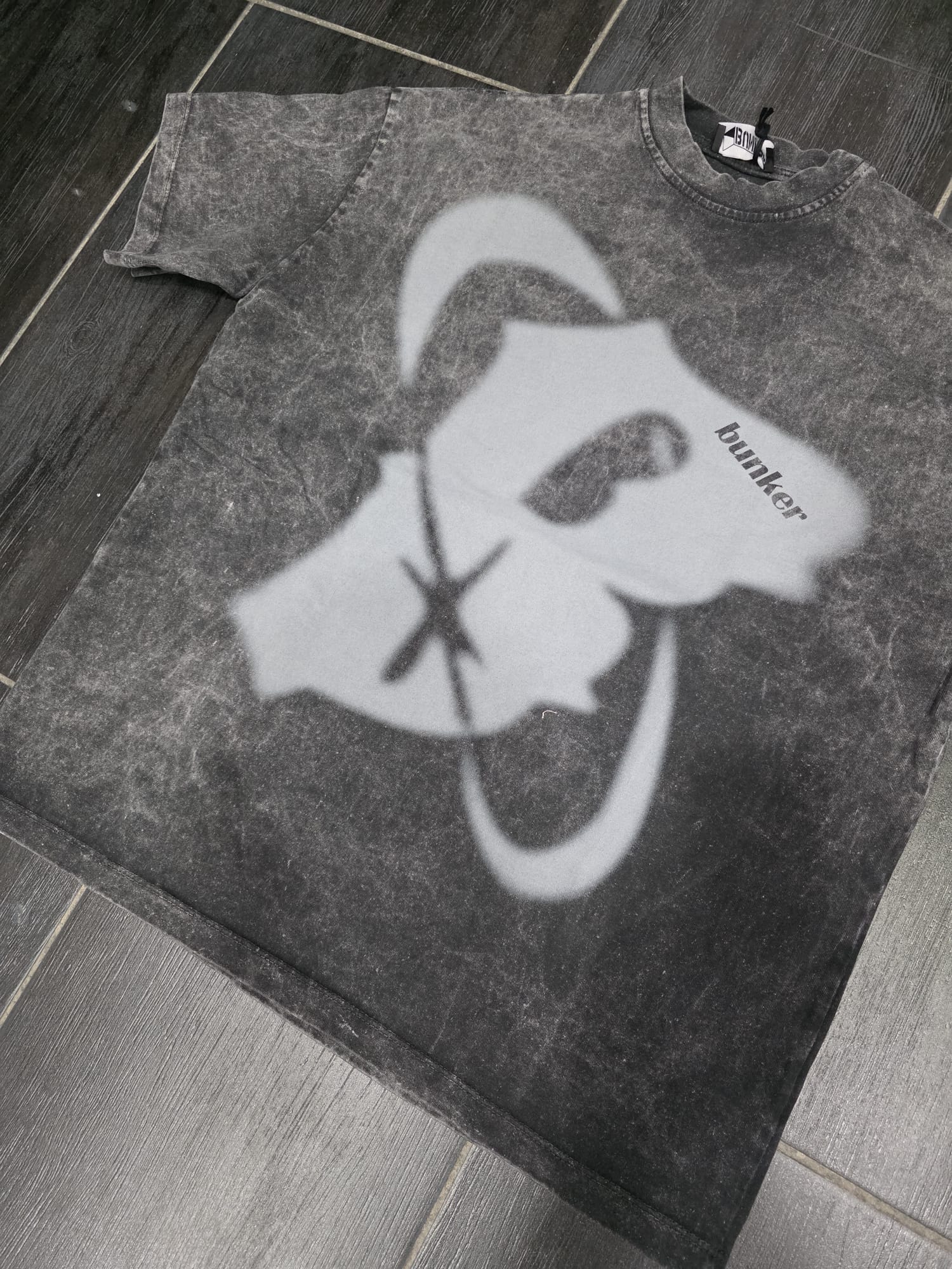 T-SHIRT BUNKER B