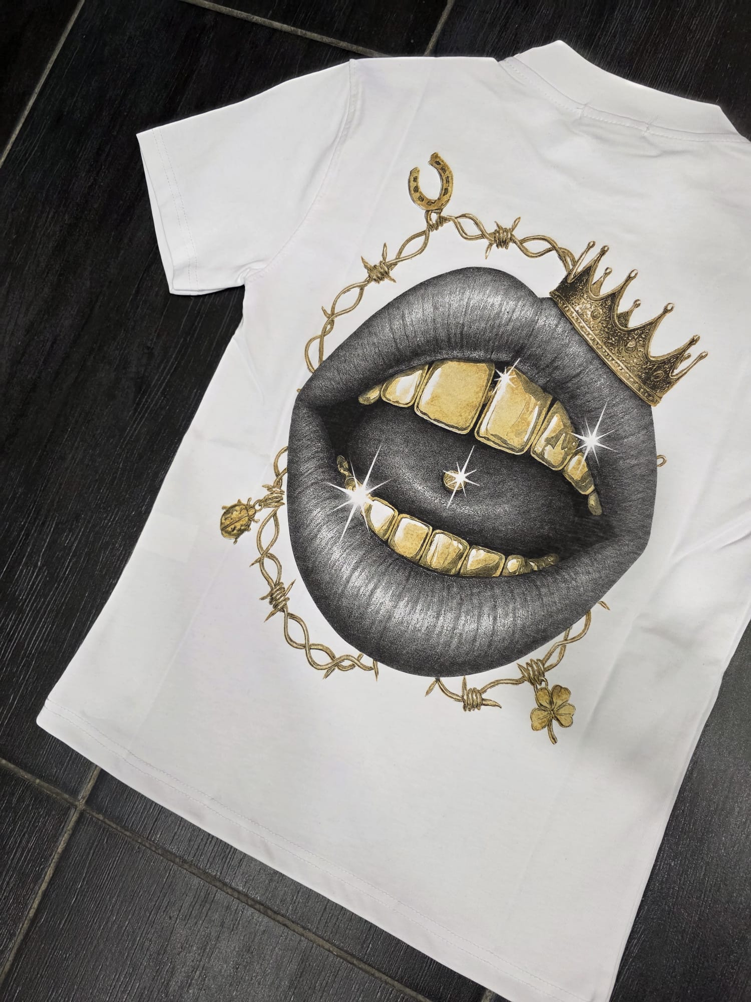 T-SHIRT MOD CORONA