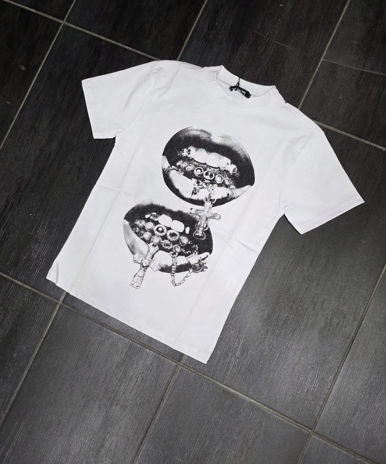 T-SHIRT MOD BOCCHE CROCI