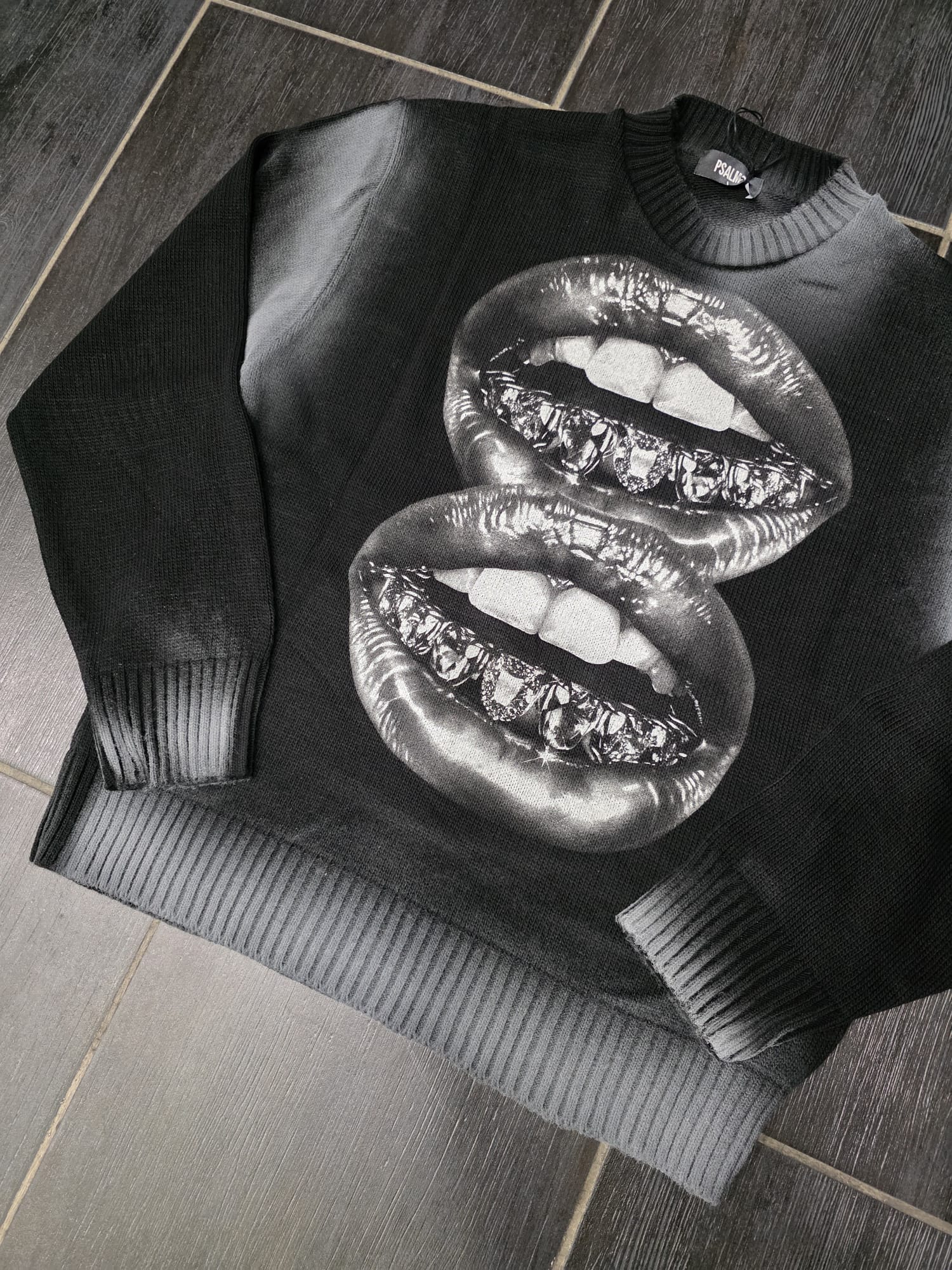 MAGLIONE MOD BOCCA