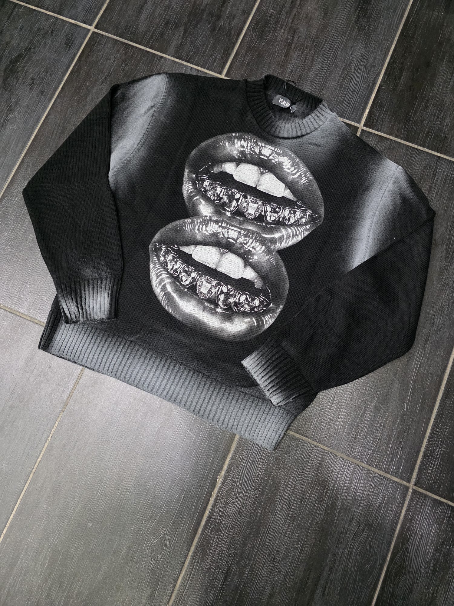 MAGLIONE MOD BOCCA