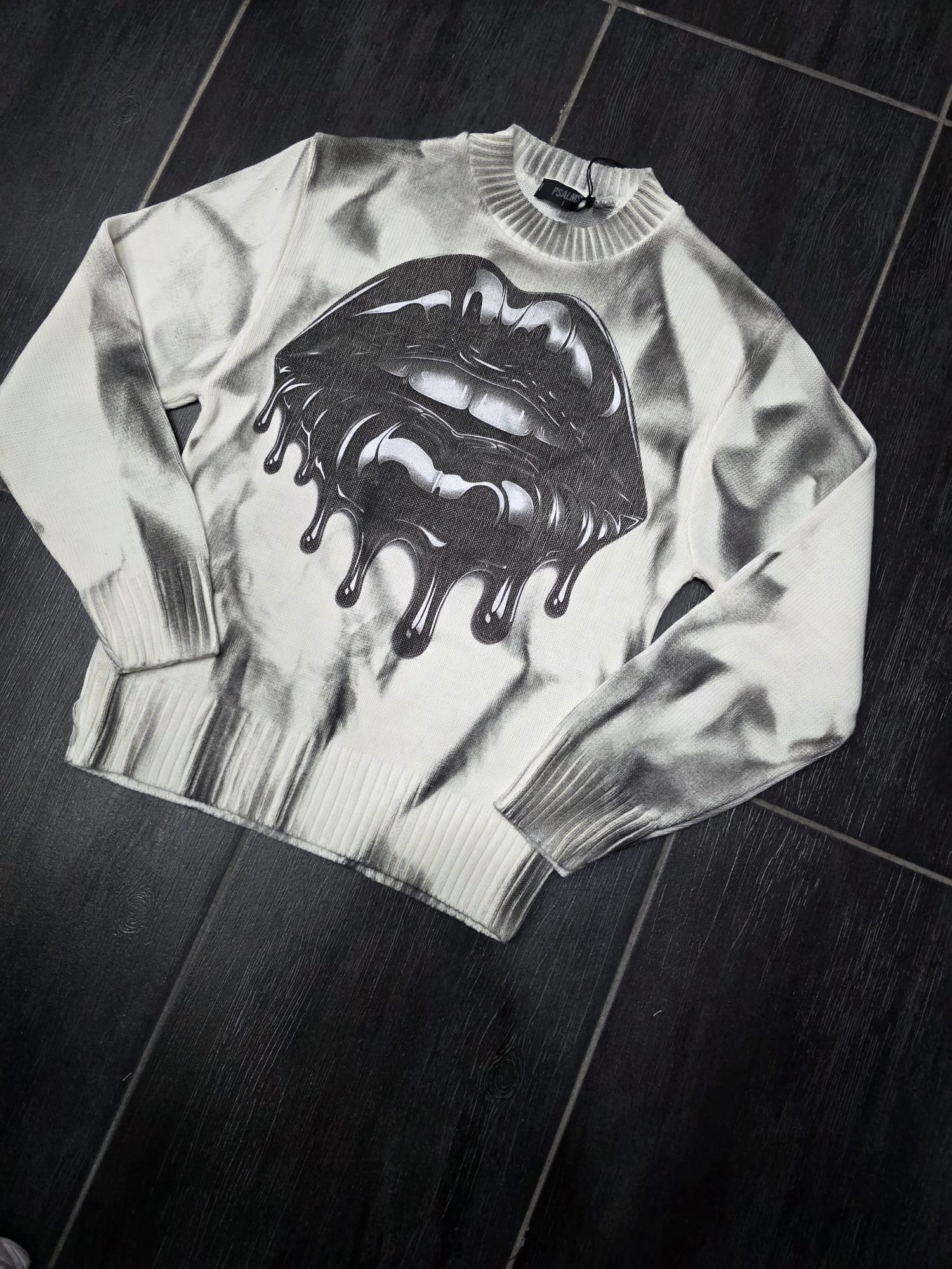 MAGLIONE MOD BOCCA J