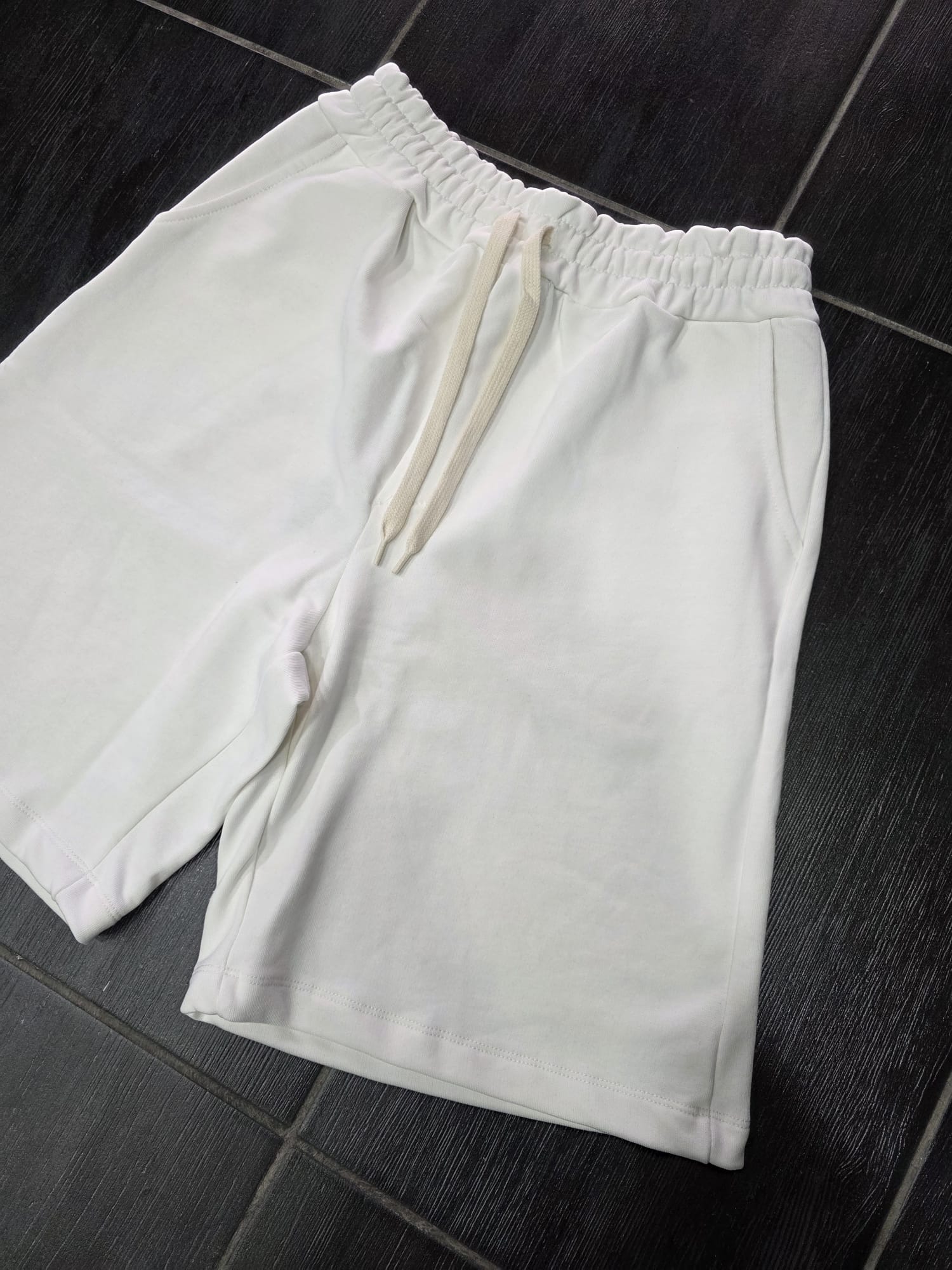 BERMUDA lacci beige