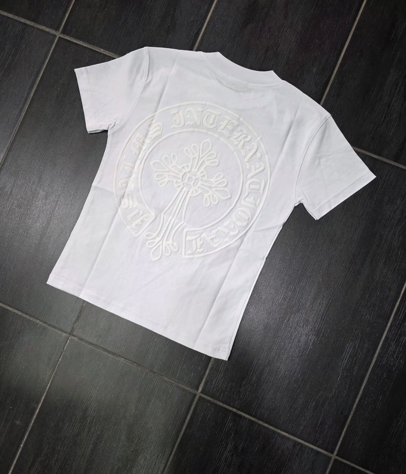 T-SHIRT MOD CROCE GOMMATA