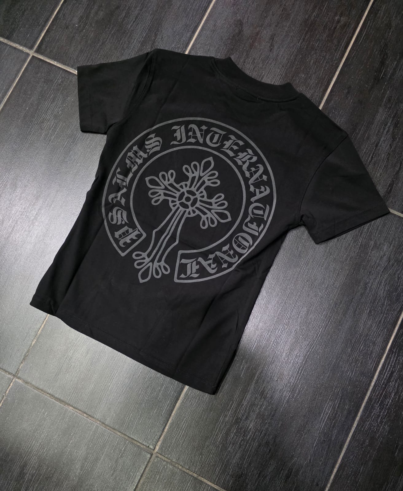 T-SHIRT MOD CROCE GOMMATA