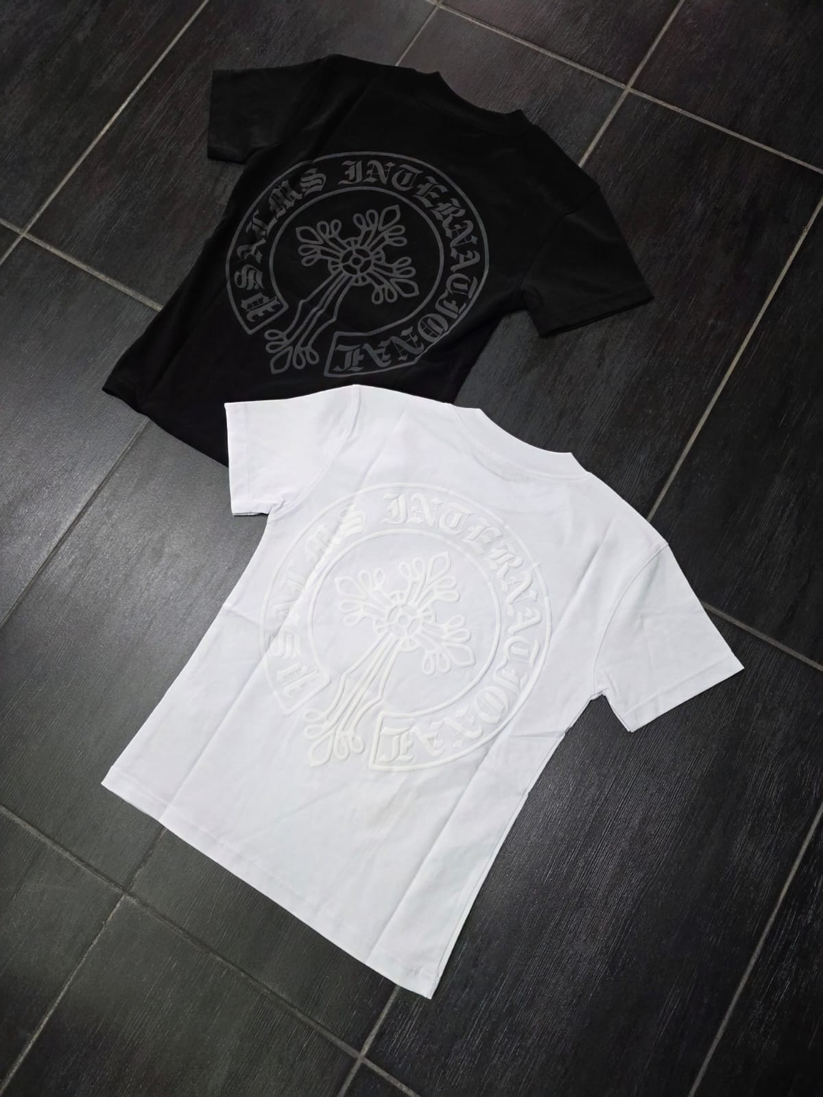 T-SHIRT MOD CROCE GOMMATA