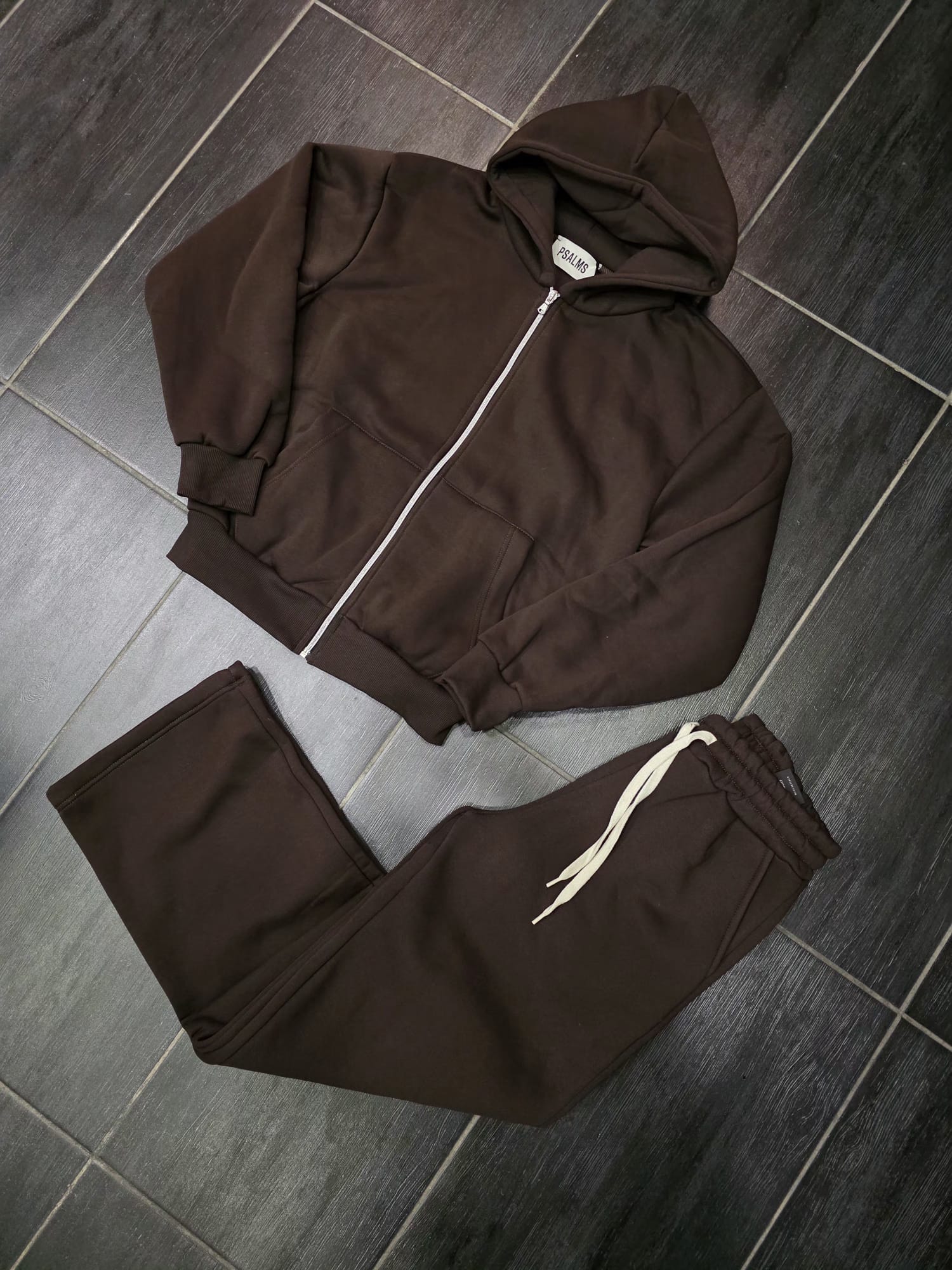 TUTA MOD BASIC ZIP 131