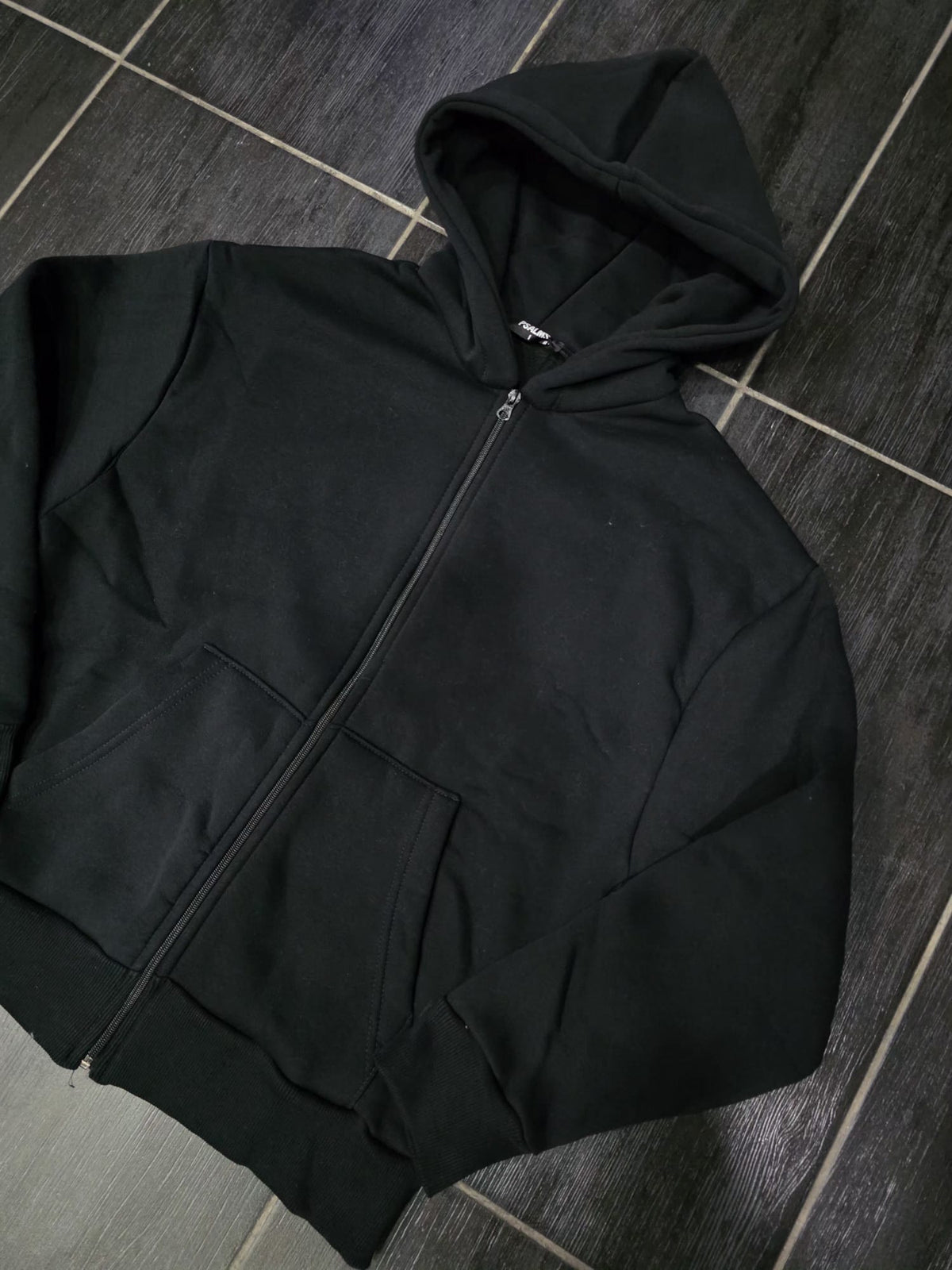 FELPA BASIC ZIP